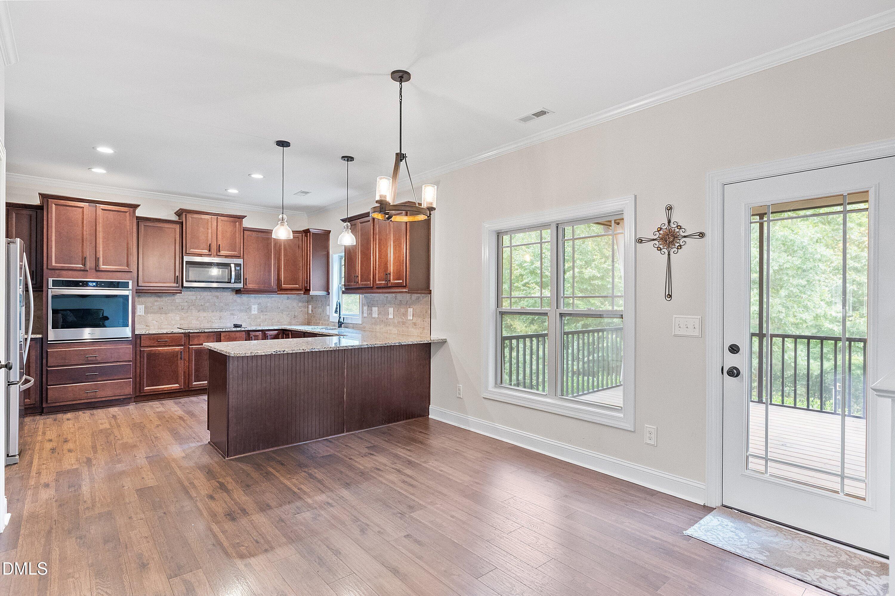 176 Northcliff Court Clayton NC 27527