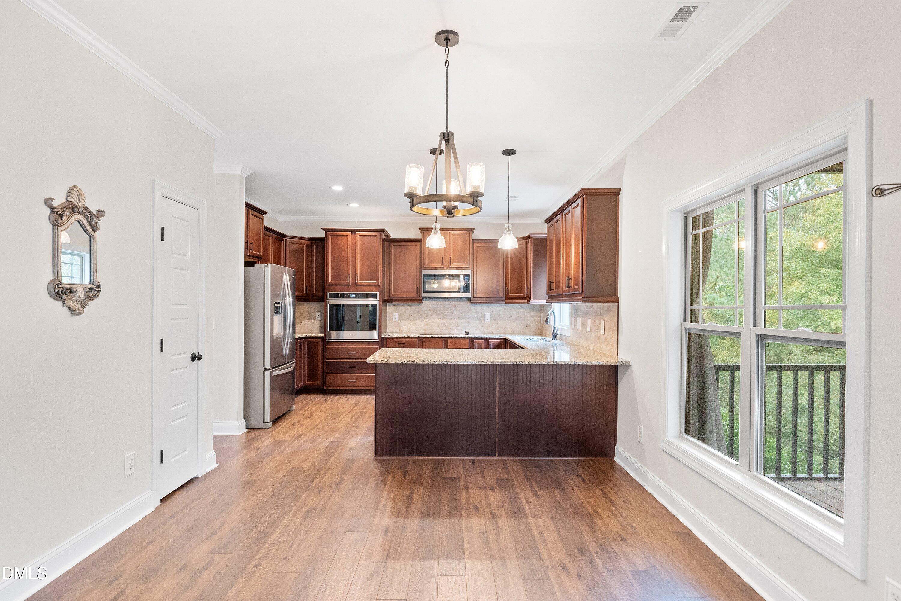 176 Northcliff Court Clayton NC 27527