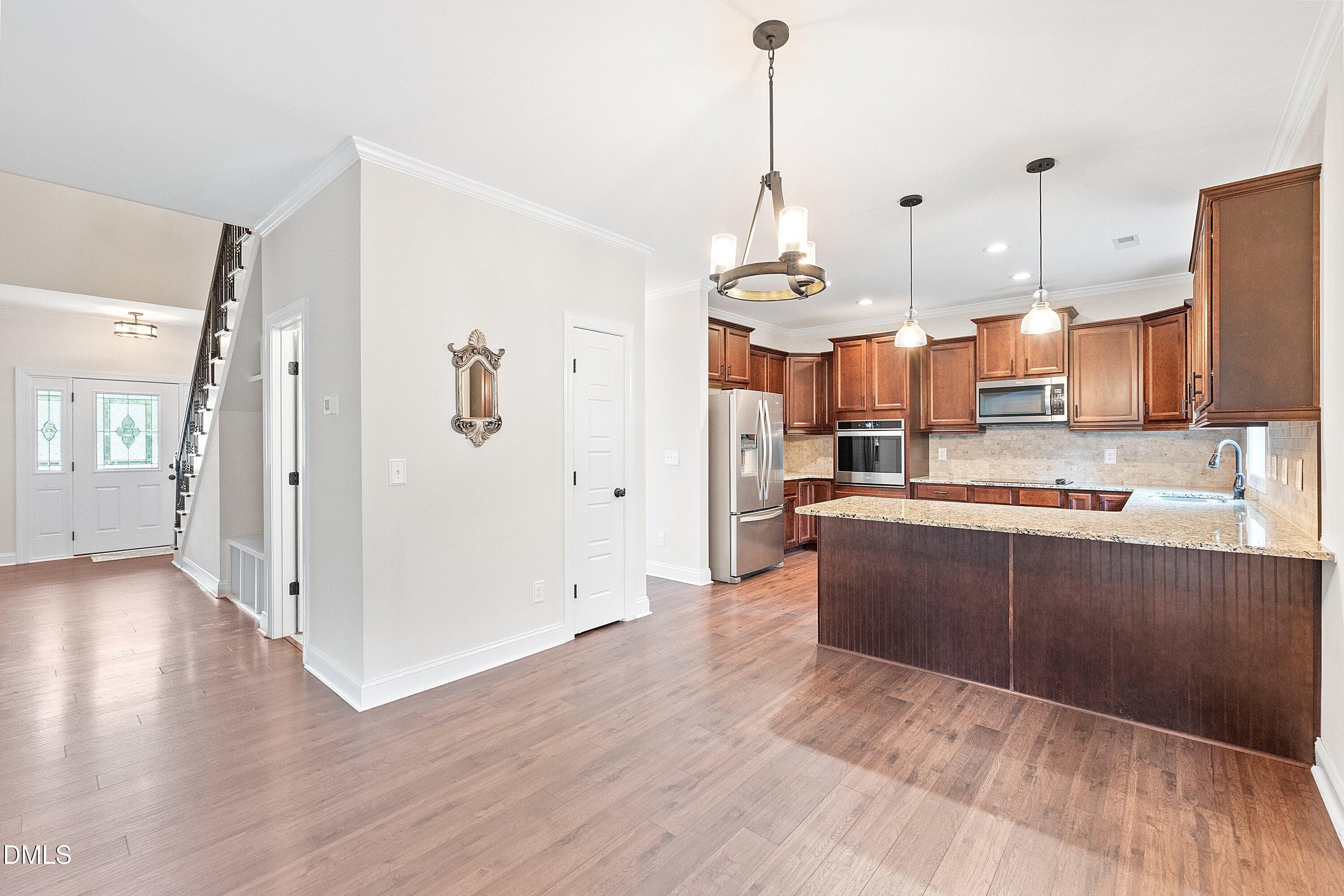 176 Northcliff Court Clayton NC 27527