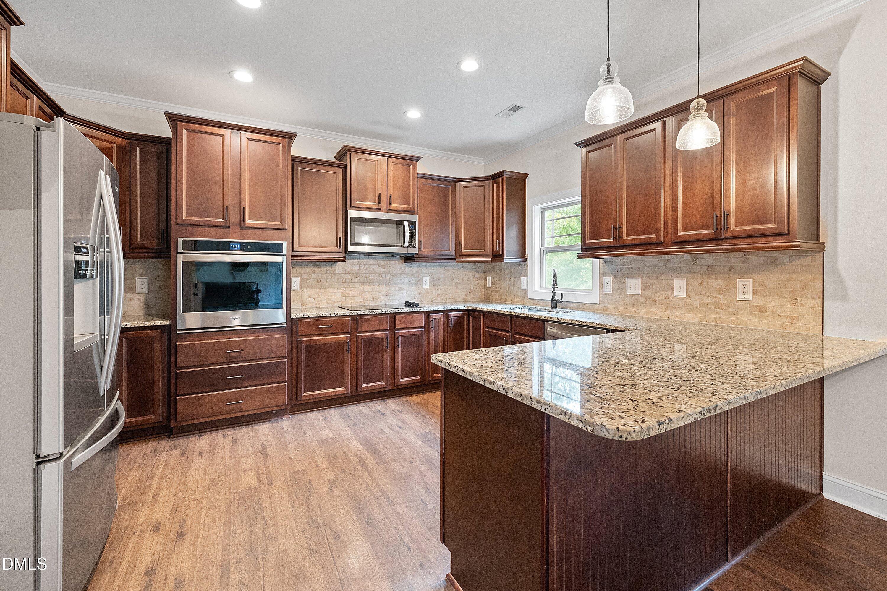 176 Northcliff Court Clayton NC 27527