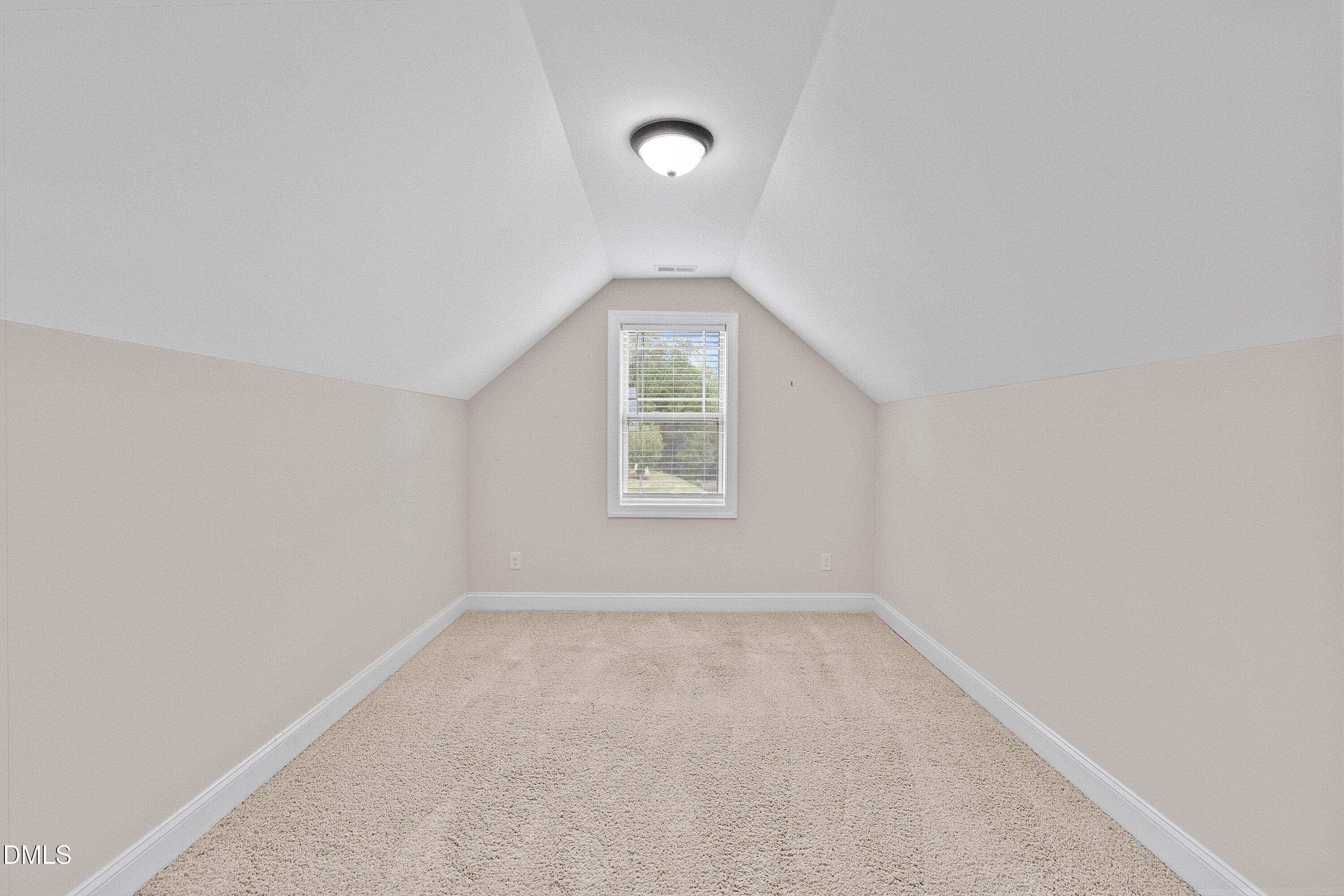 176 Northcliff Court Clayton NC 27527