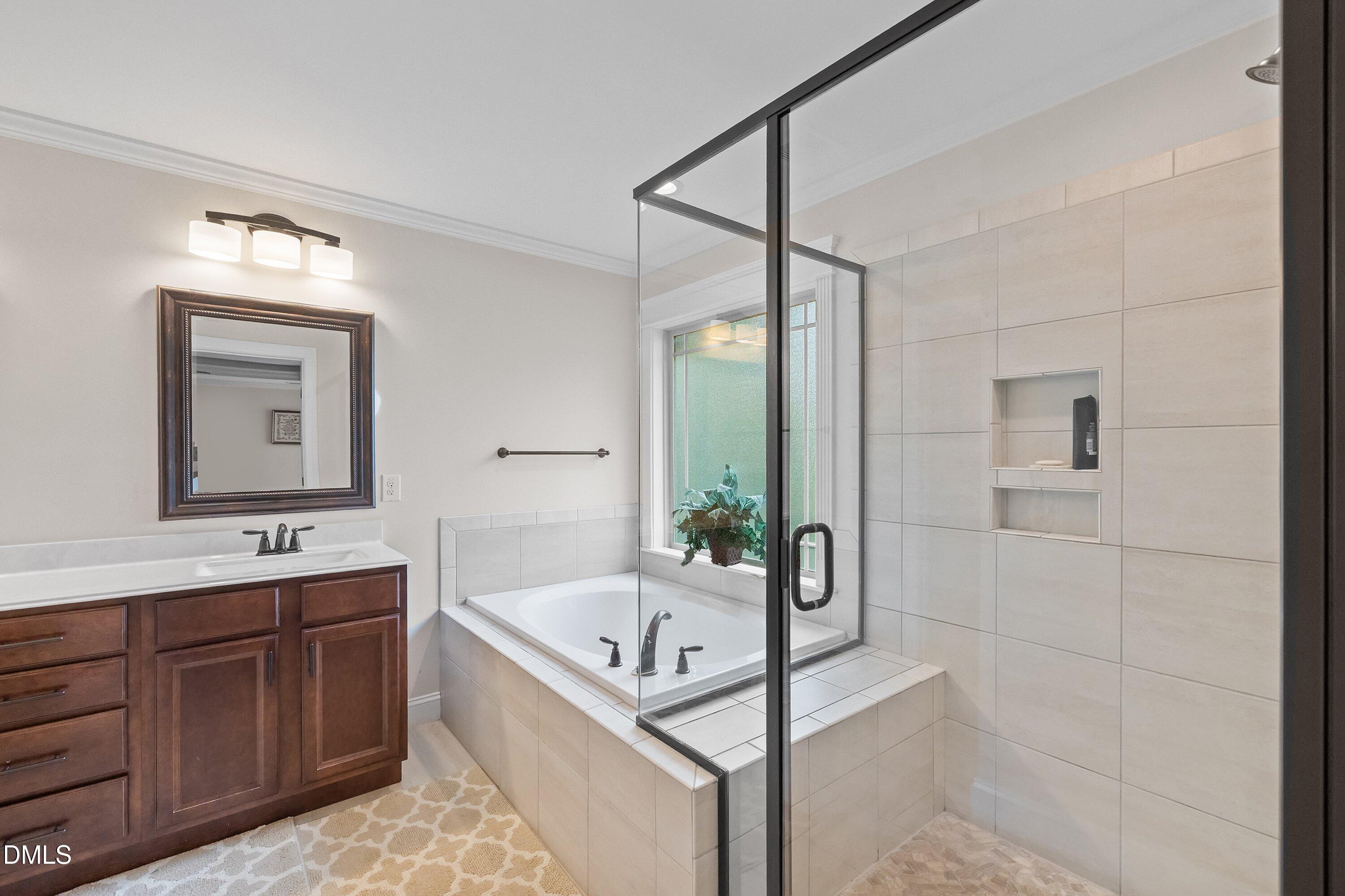 176 Northcliff Court Clayton NC 27527