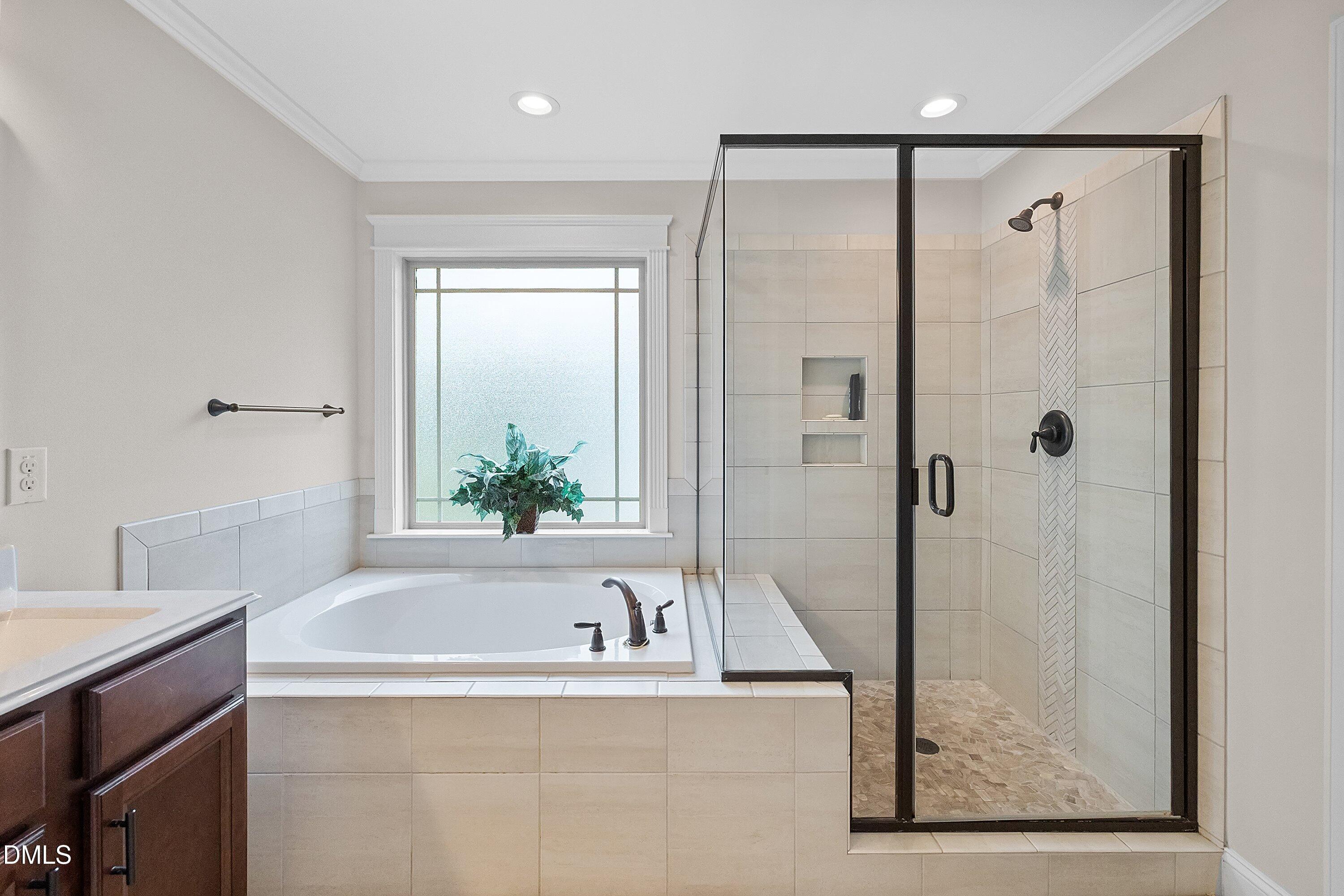 176 Northcliff Court Clayton NC 27527