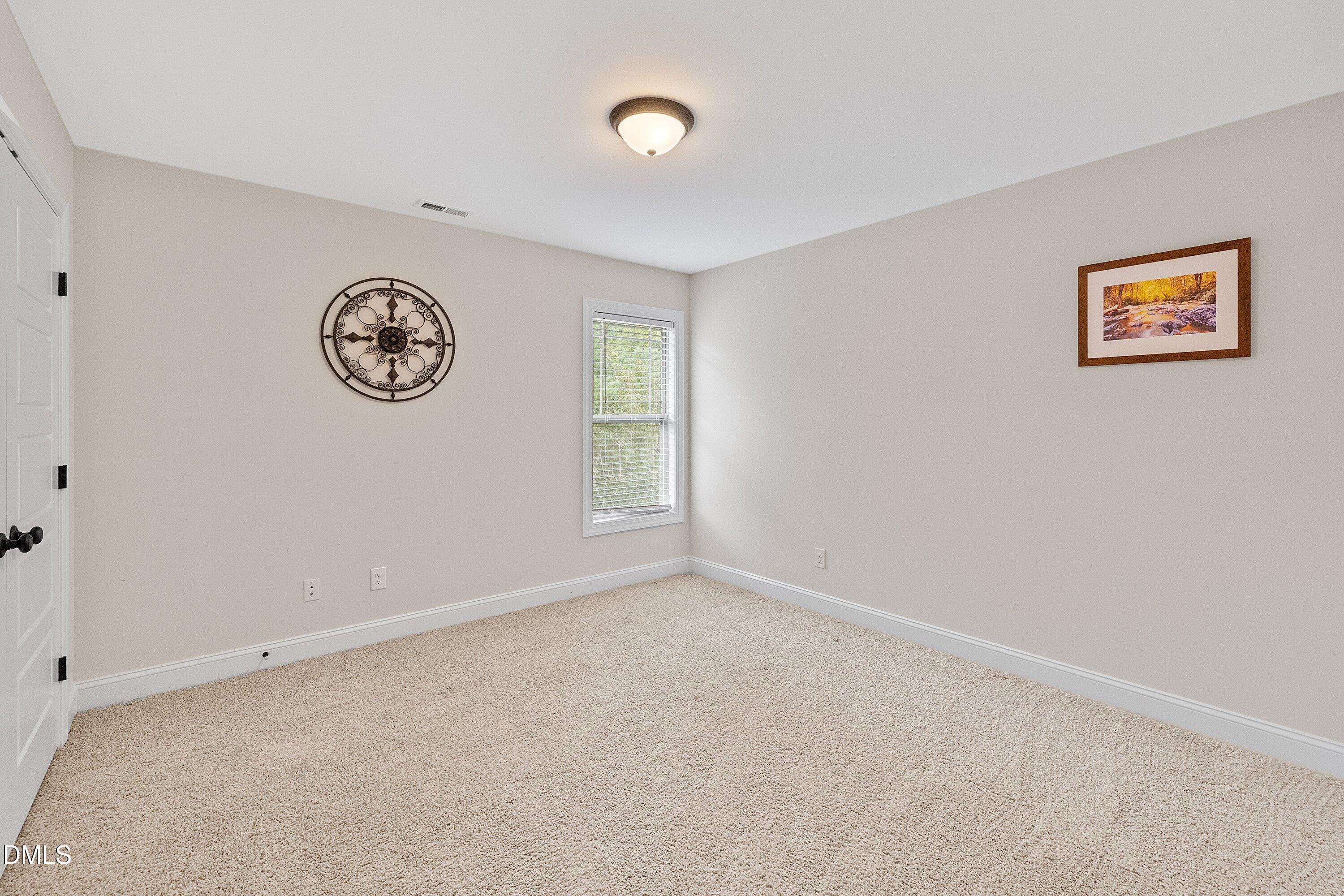 176 Northcliff Court Clayton NC 27527