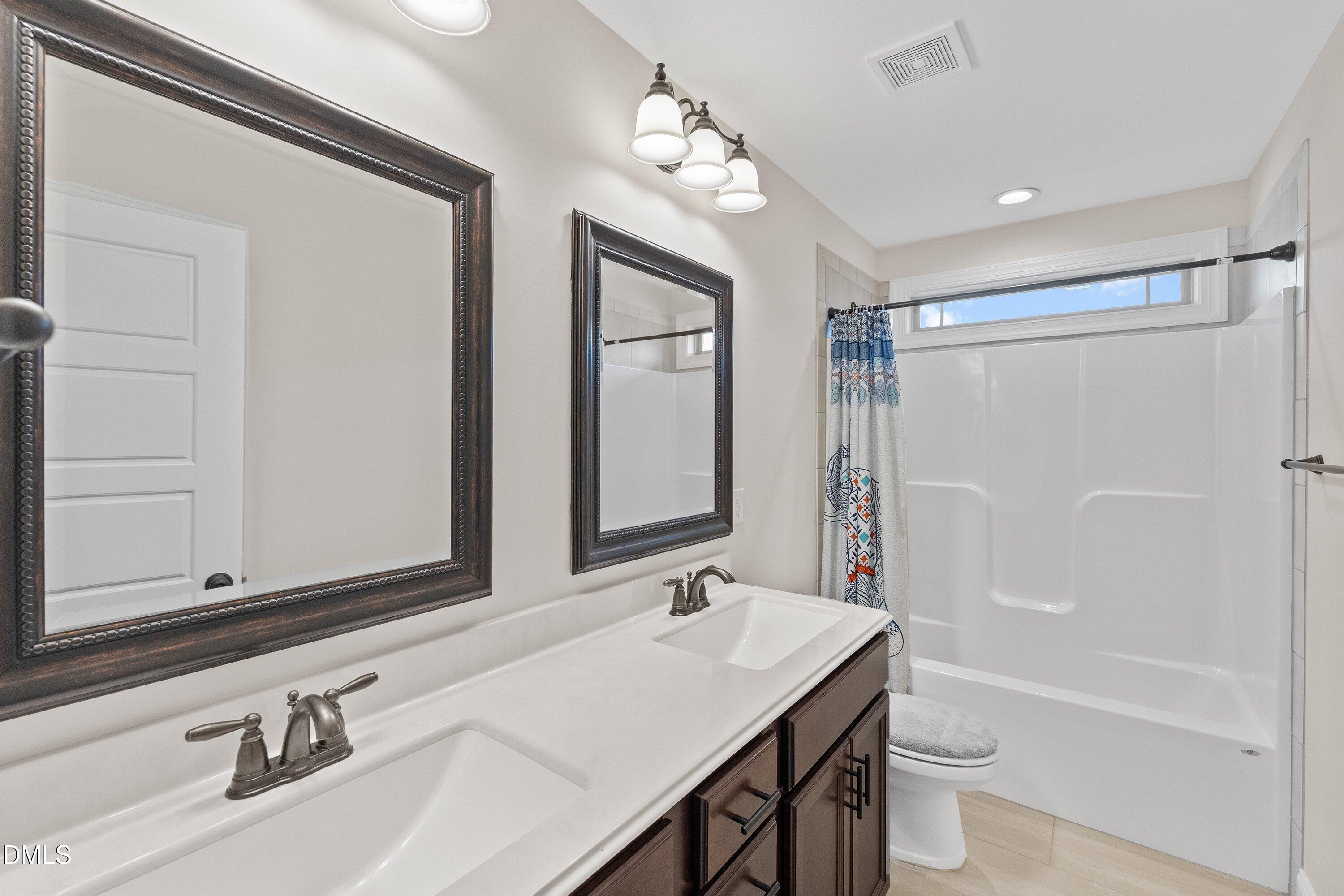 176 Northcliff Court Clayton NC 27527