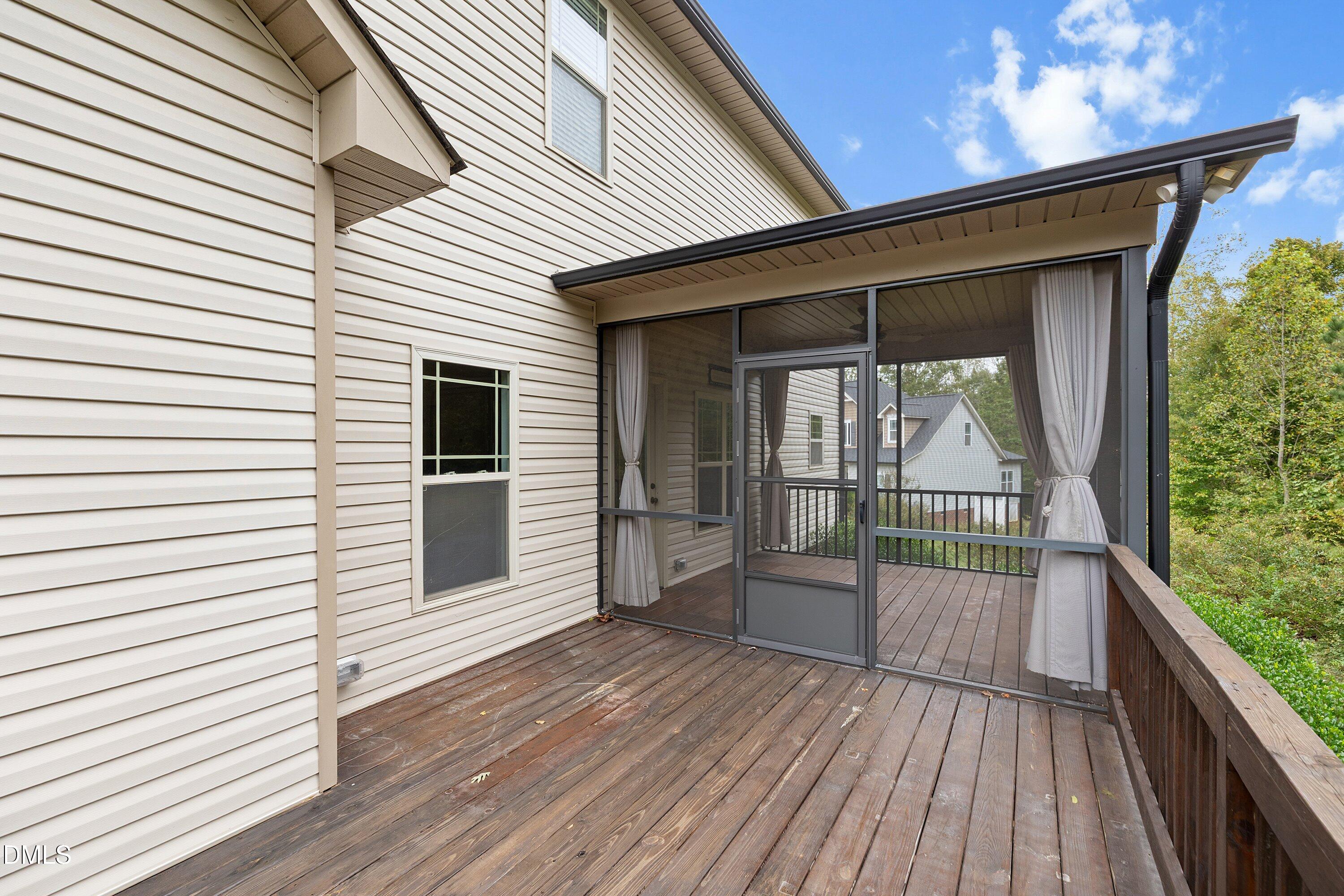 176 Northcliff Court Clayton NC 27527