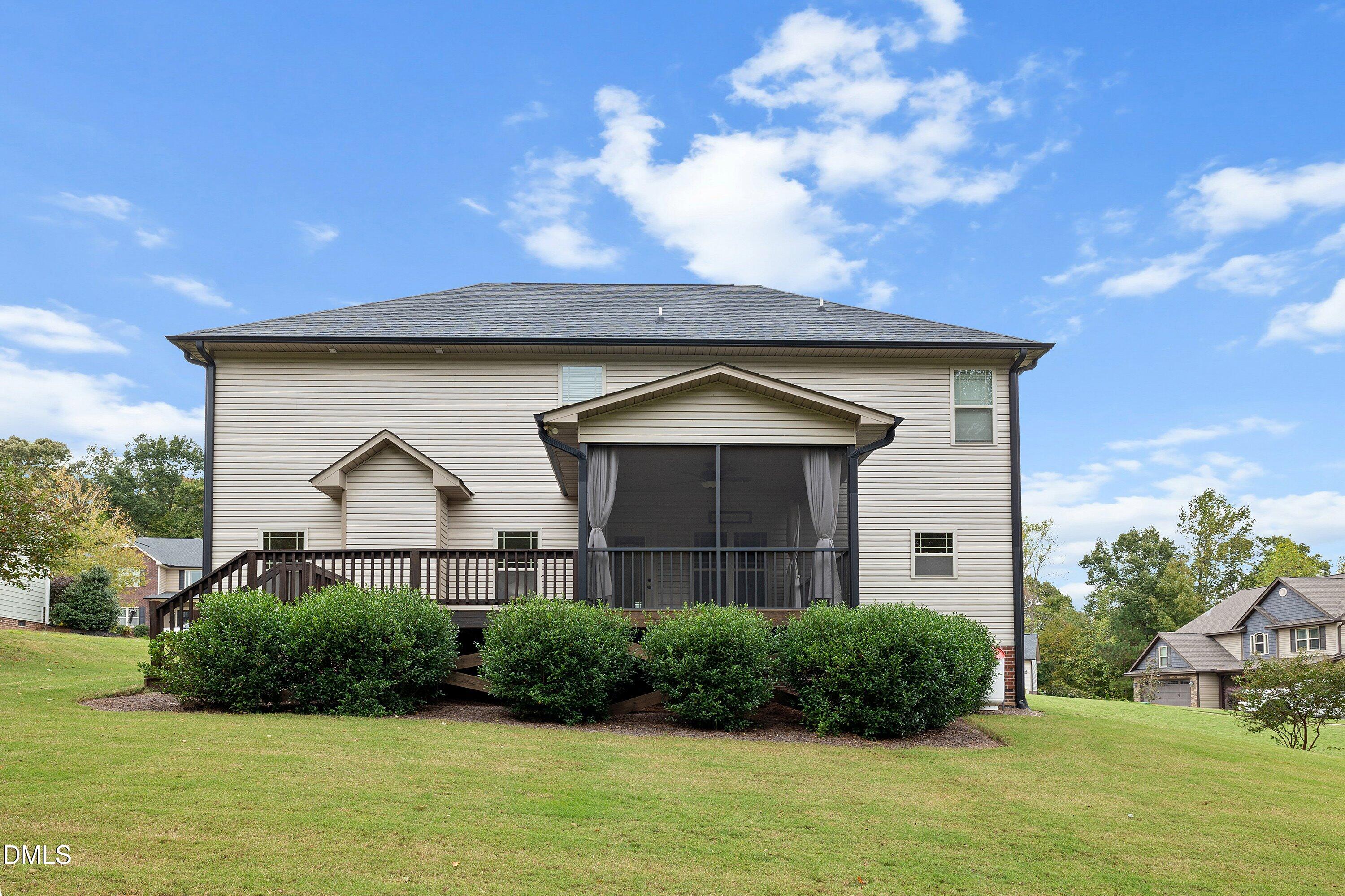 176 Northcliff Court Clayton NC 27527