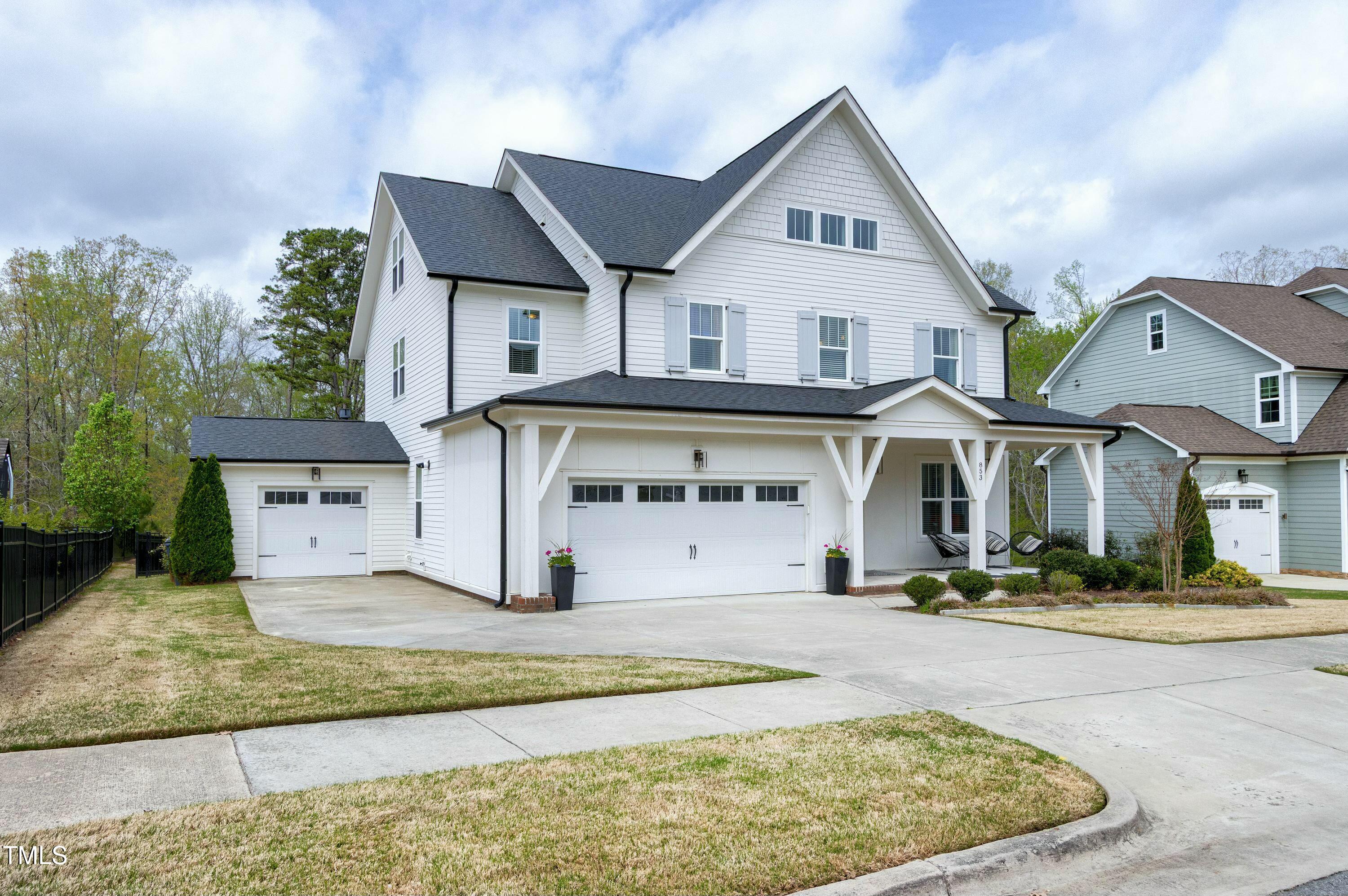 853 Rambling Oaks Lane Holly Springs NC 27540
