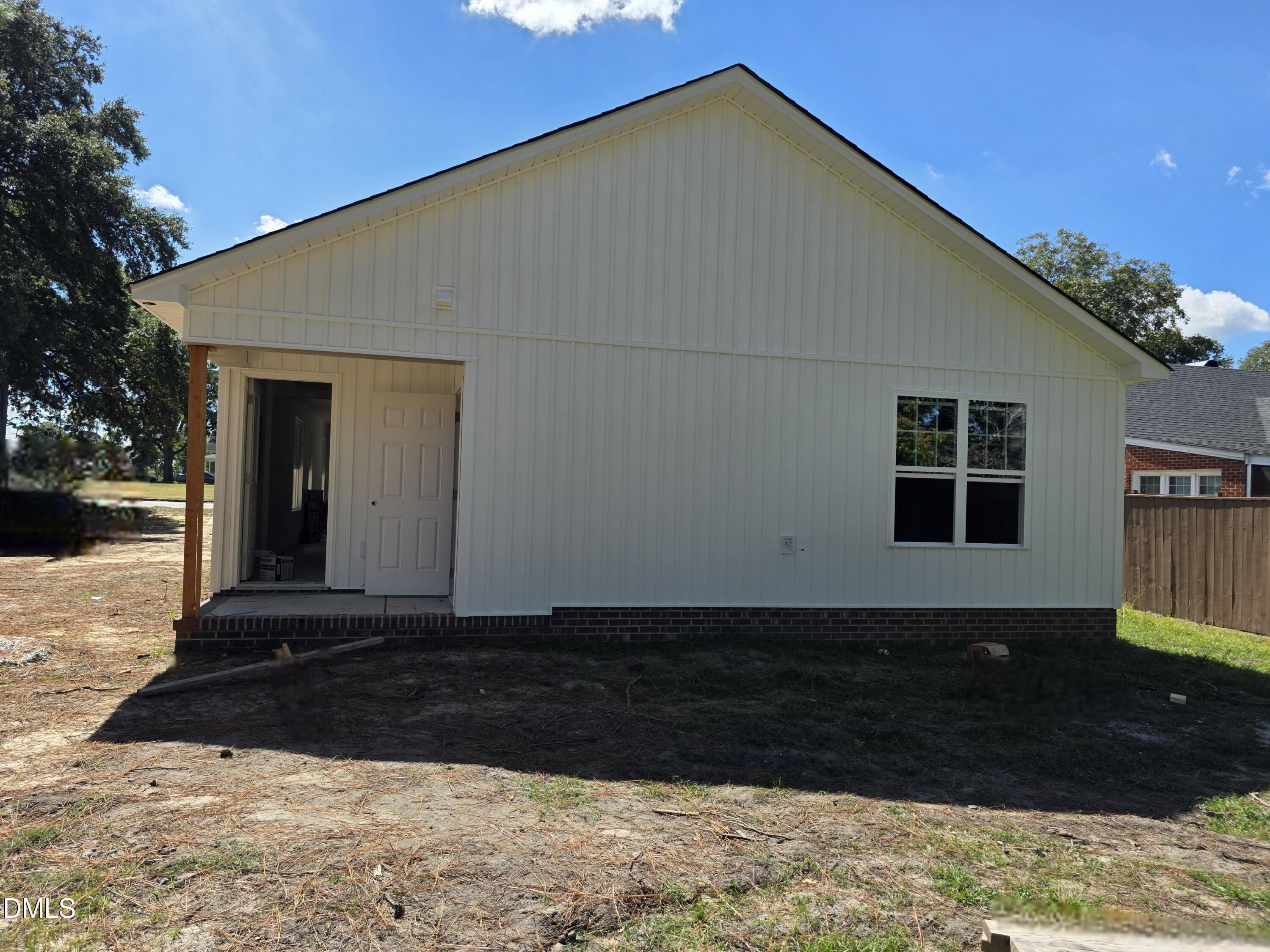 307 E Holmes Street Benson NC 27504