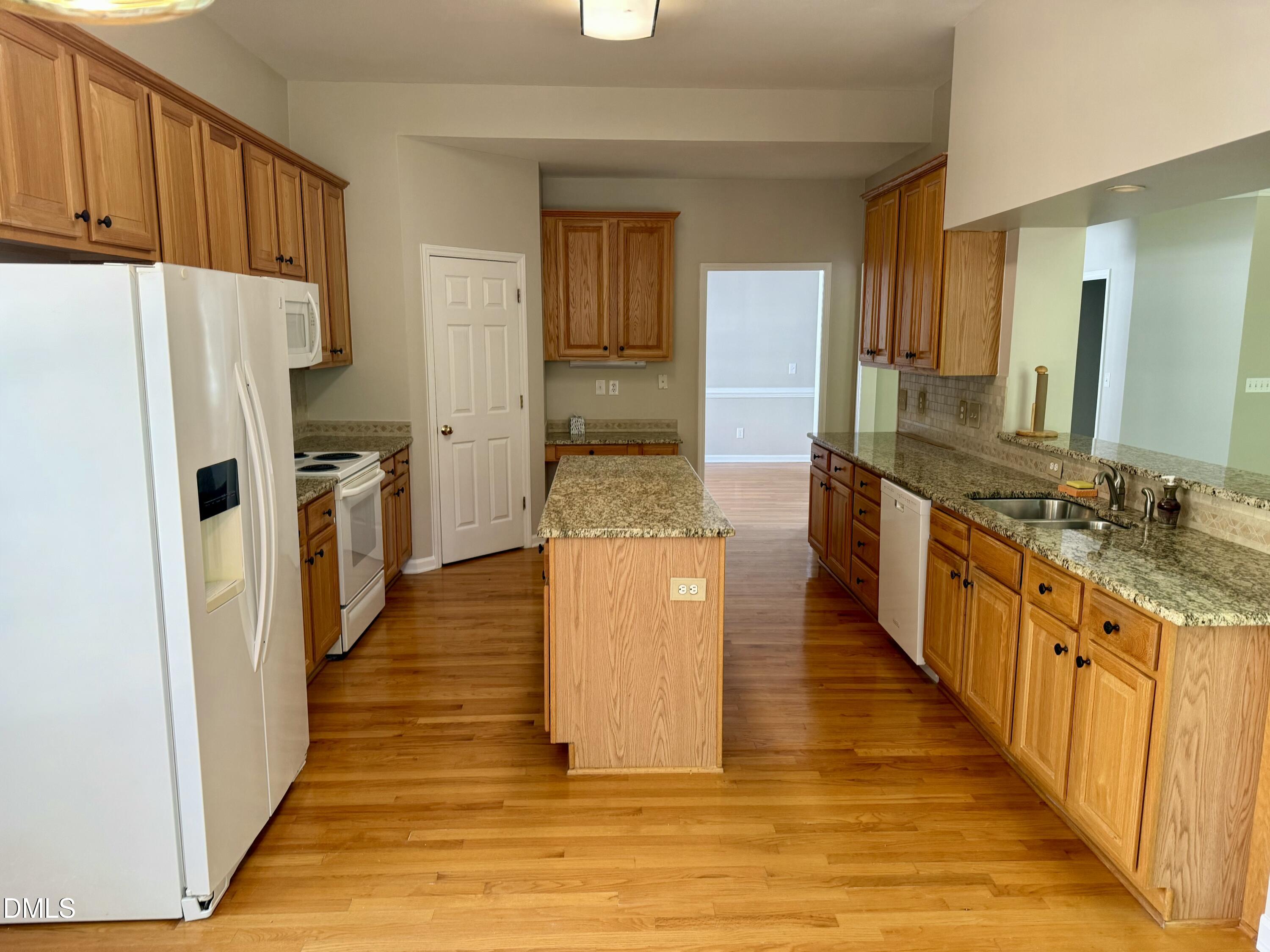 437 New Parkside Drive Chapel Hill NC 27516