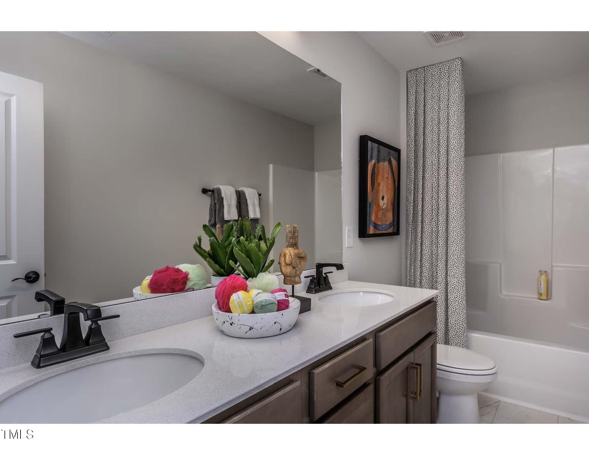 33 White Azalea Way Benson NC 27504