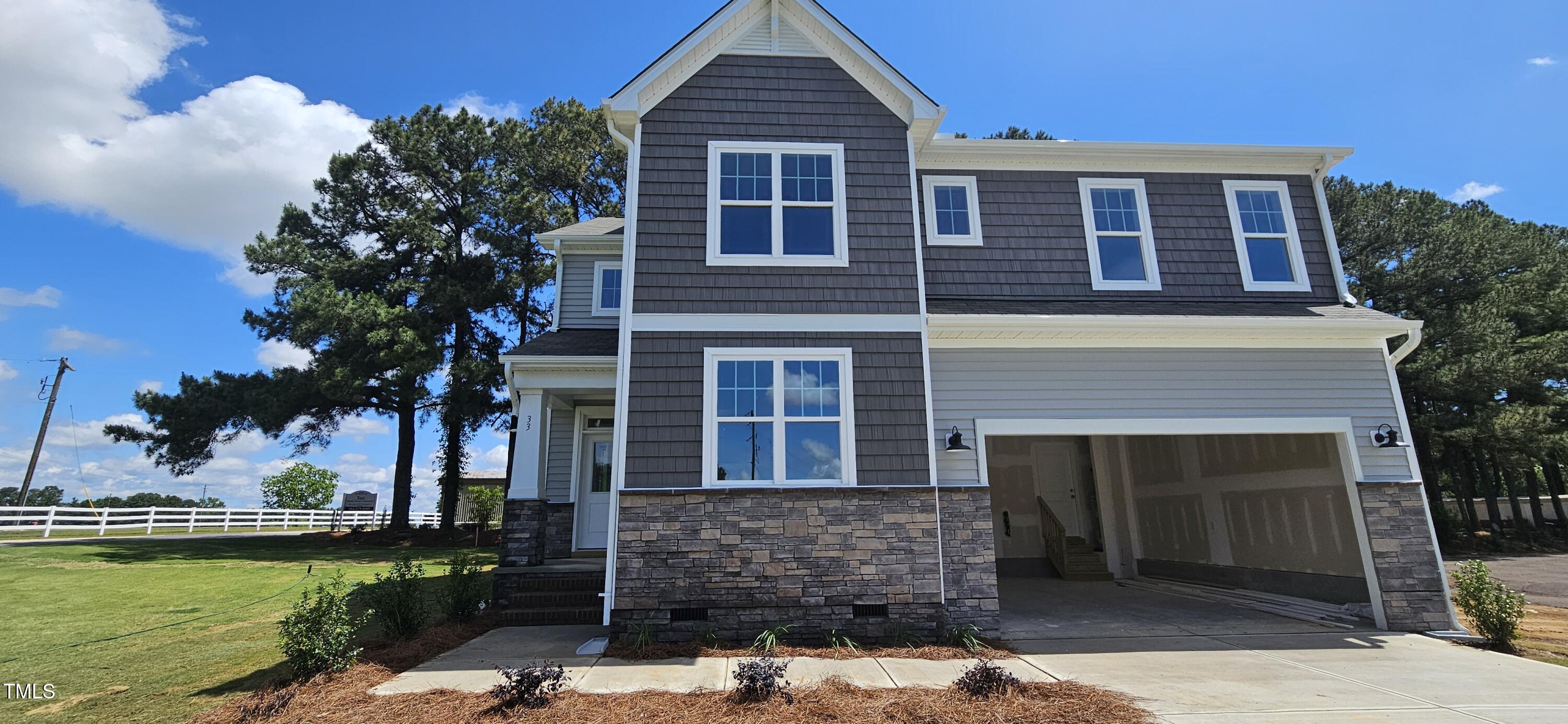 33 White Azalea Way Benson NC 27504