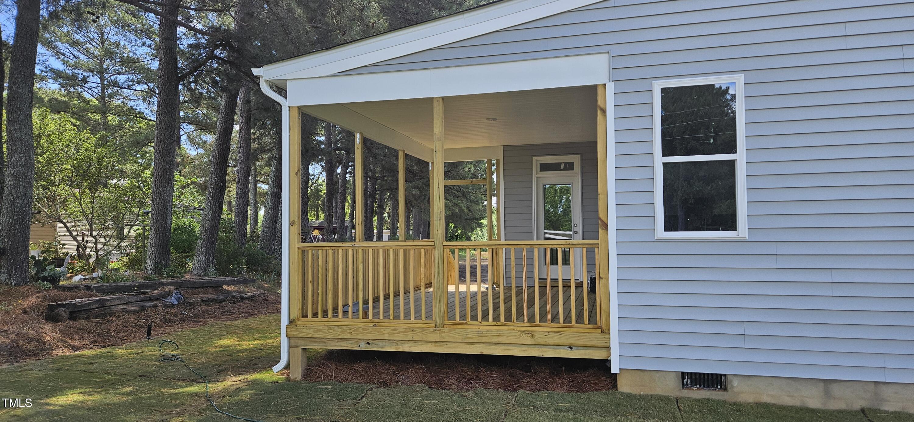 33 White Azalea Way Benson NC 27504