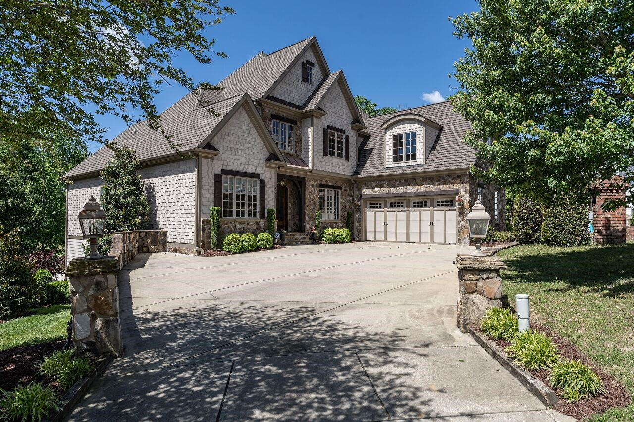 2808 Peachleaf Street Raleigh NC 27614