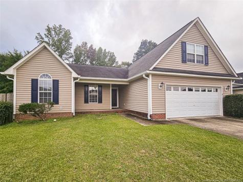 409 Sharpsburg Road Fayetteville NC 28311