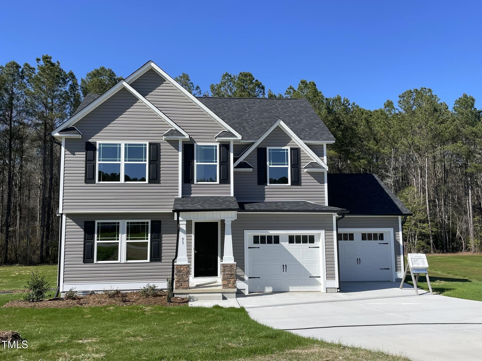 95 Tulipfield Way Benson NC 27504