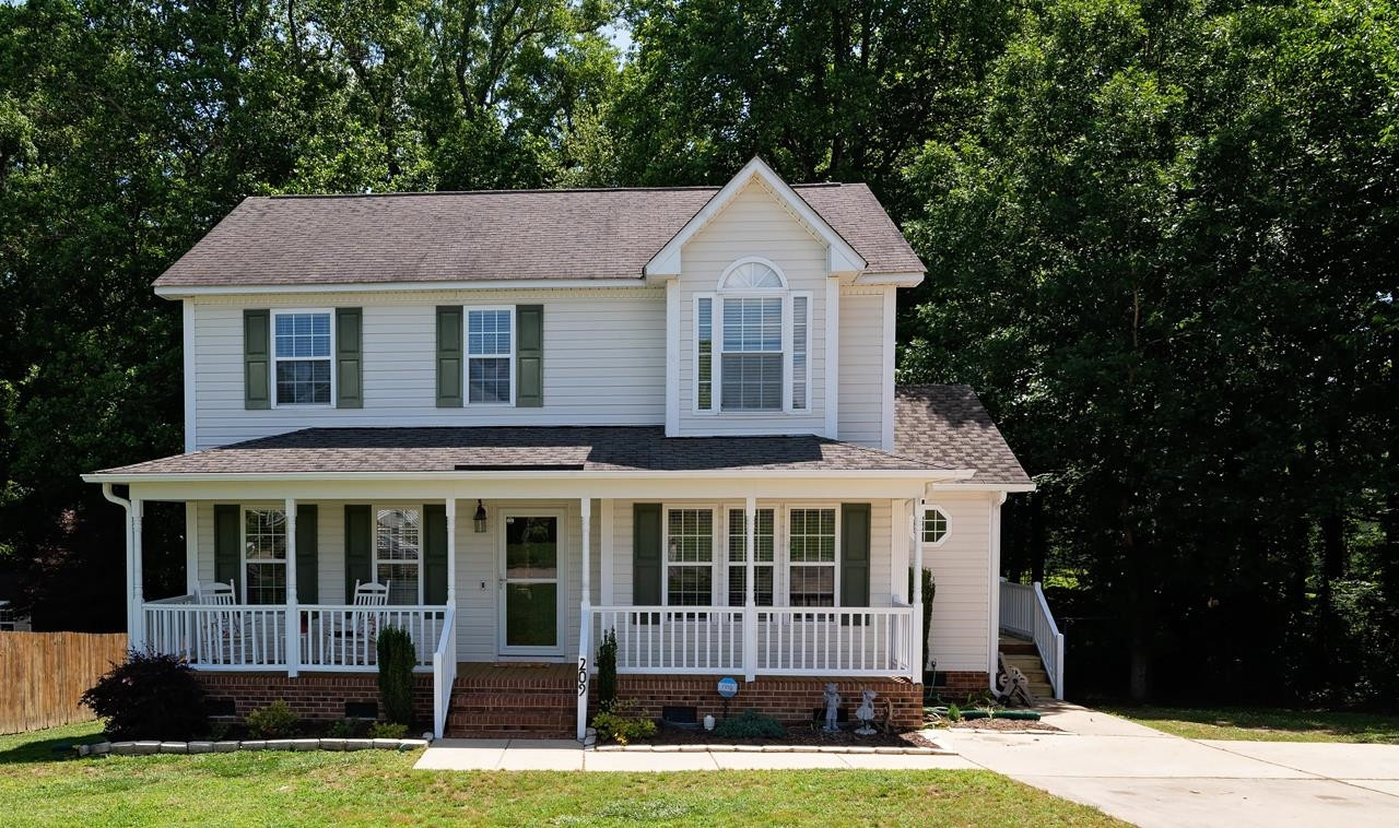 209 Winding Wood Drive Clayton NC 27520