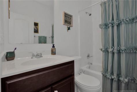 5733 Pondhaven Drive Fayetteville NC 28314