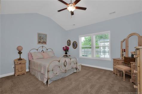 5733 Pondhaven Drive Fayetteville NC 28314
