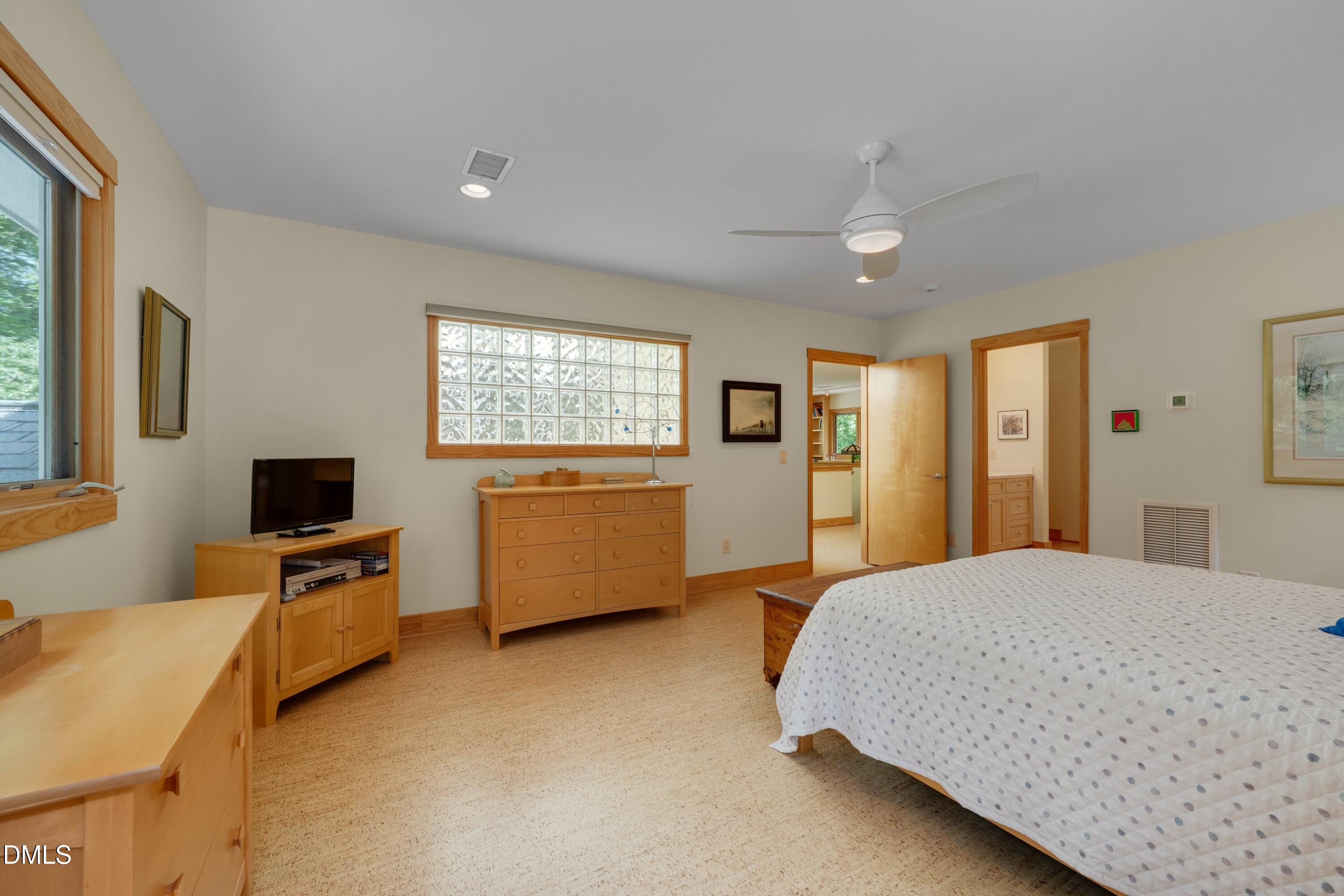 6625 Creek Wood Drive Chapel Hill NC 27514