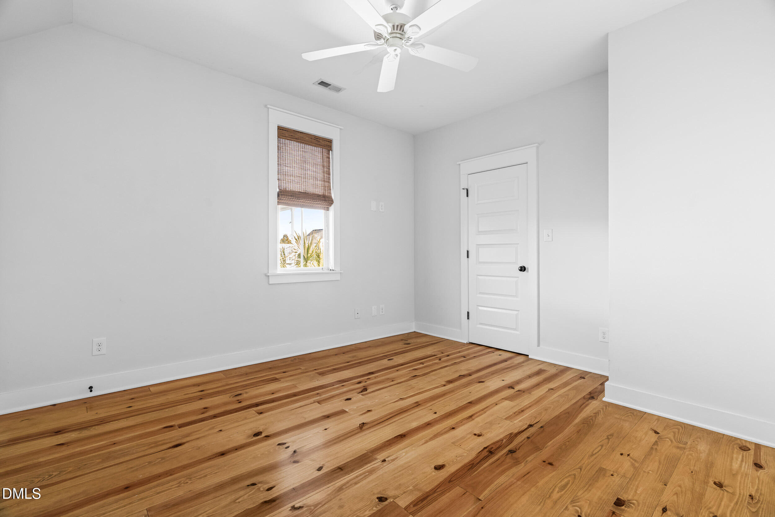 65 Oglethorpe Avenue Clayton NC 27527