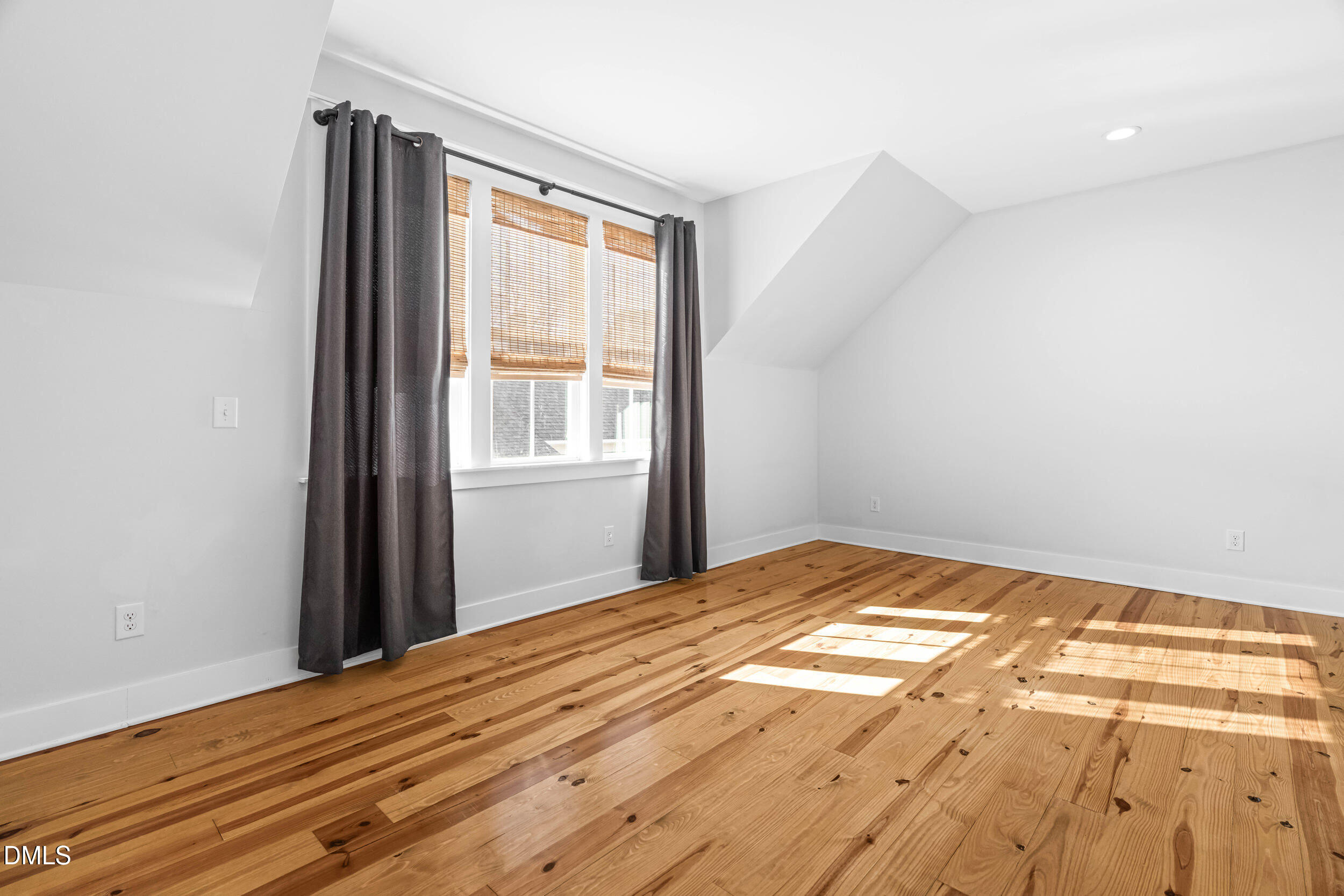 65 Oglethorpe Avenue Clayton NC 27527