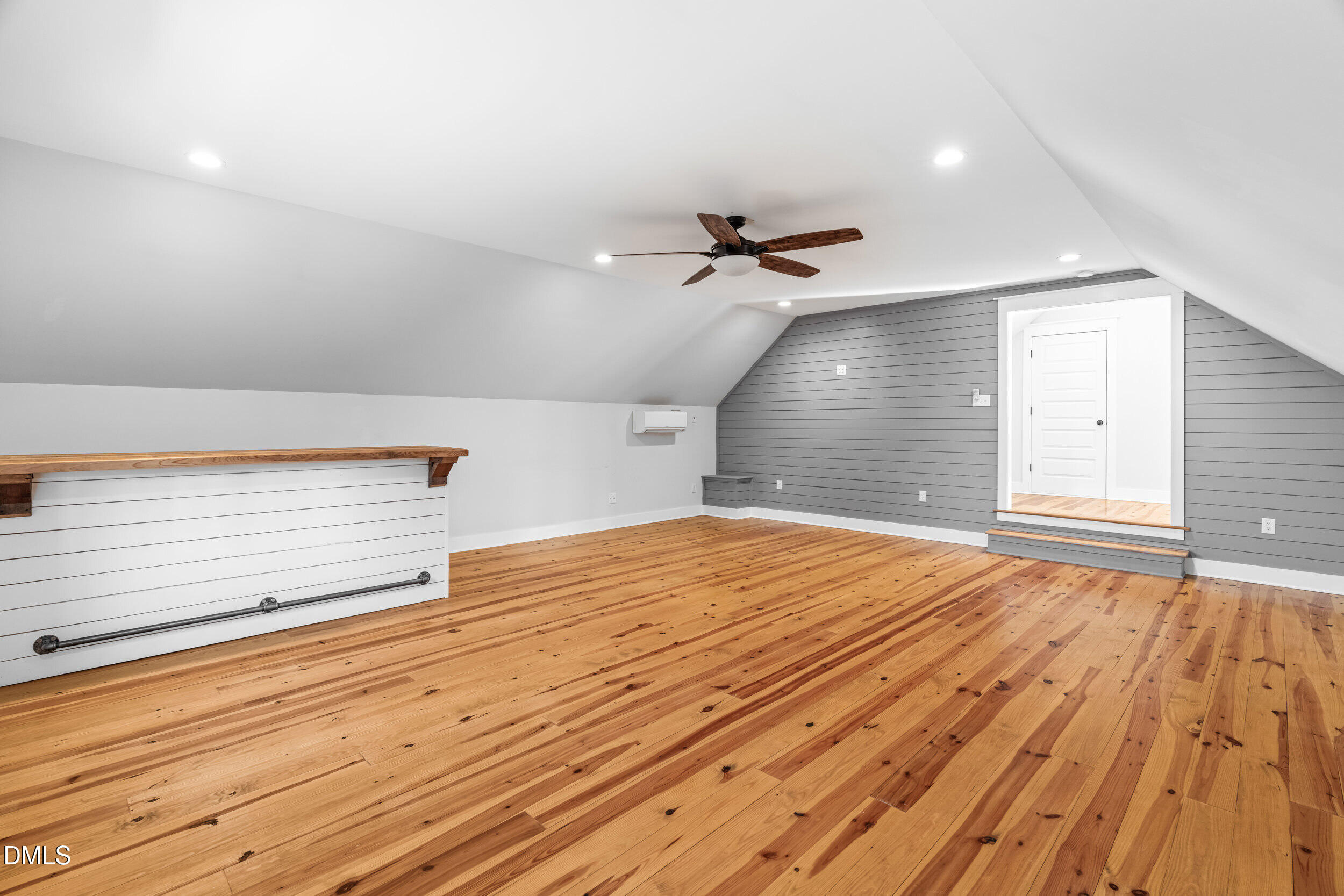 65 Oglethorpe Avenue Clayton NC 27527