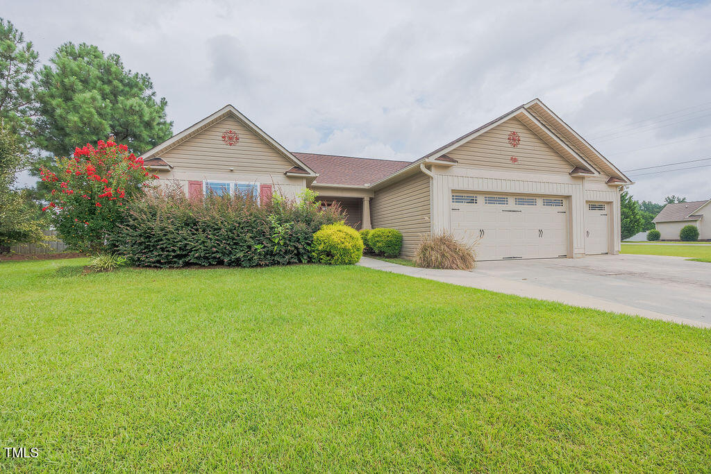 18 Abacos Court Clayton NC 27520
