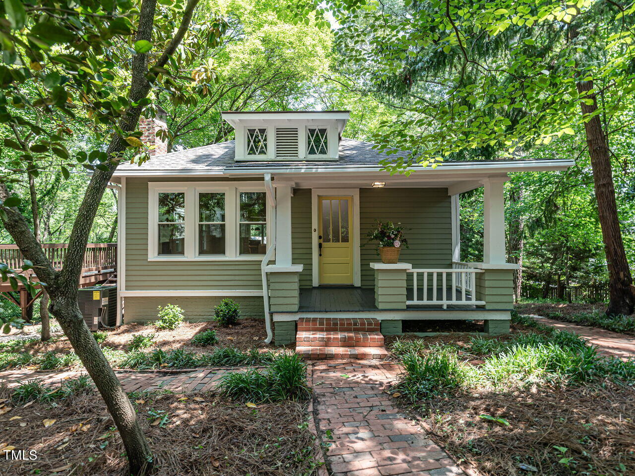 1 Cobb Terrace Chapel Hill NC 27514