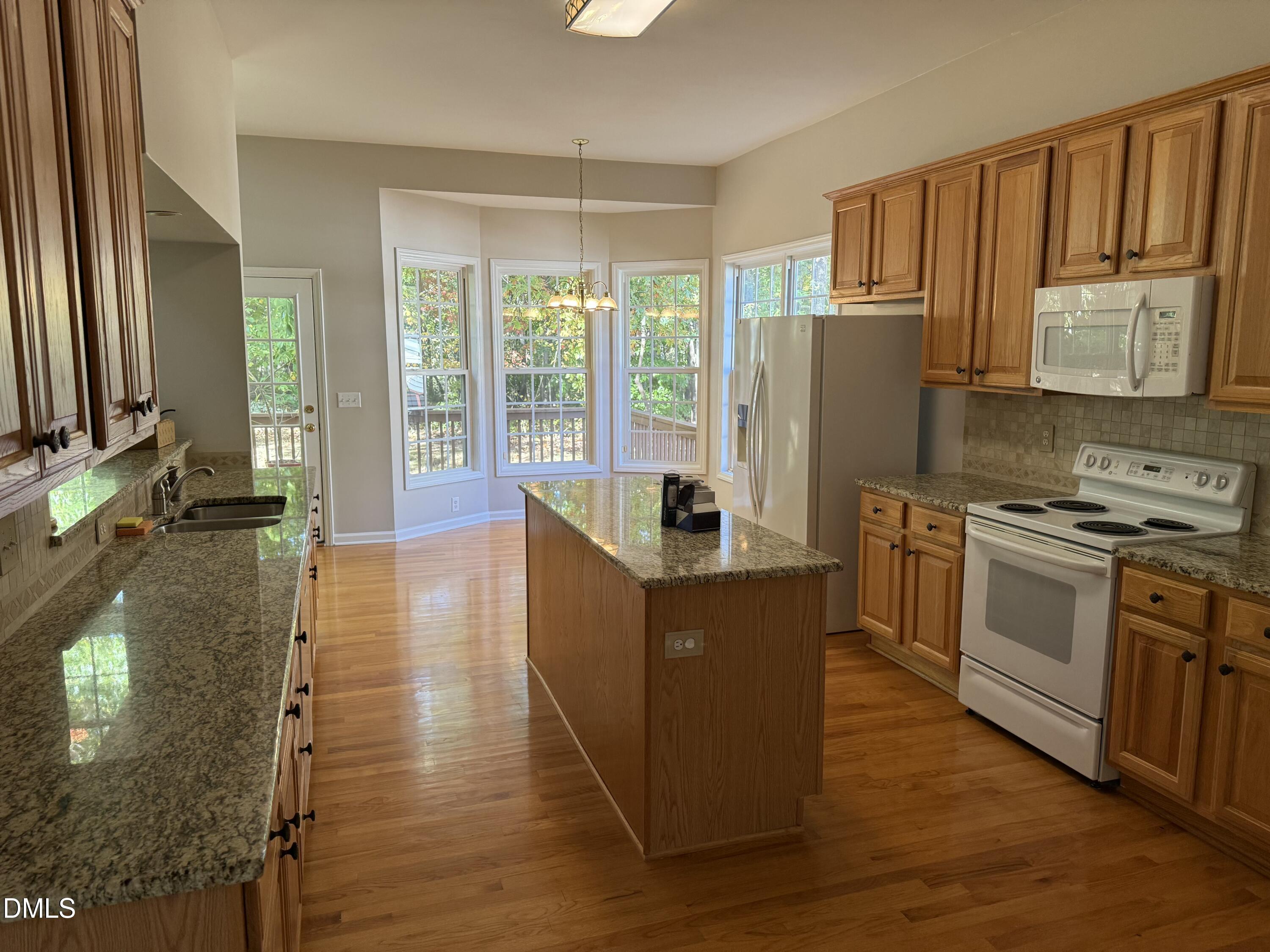 437 New Parkside Drive Chapel Hill NC 27516