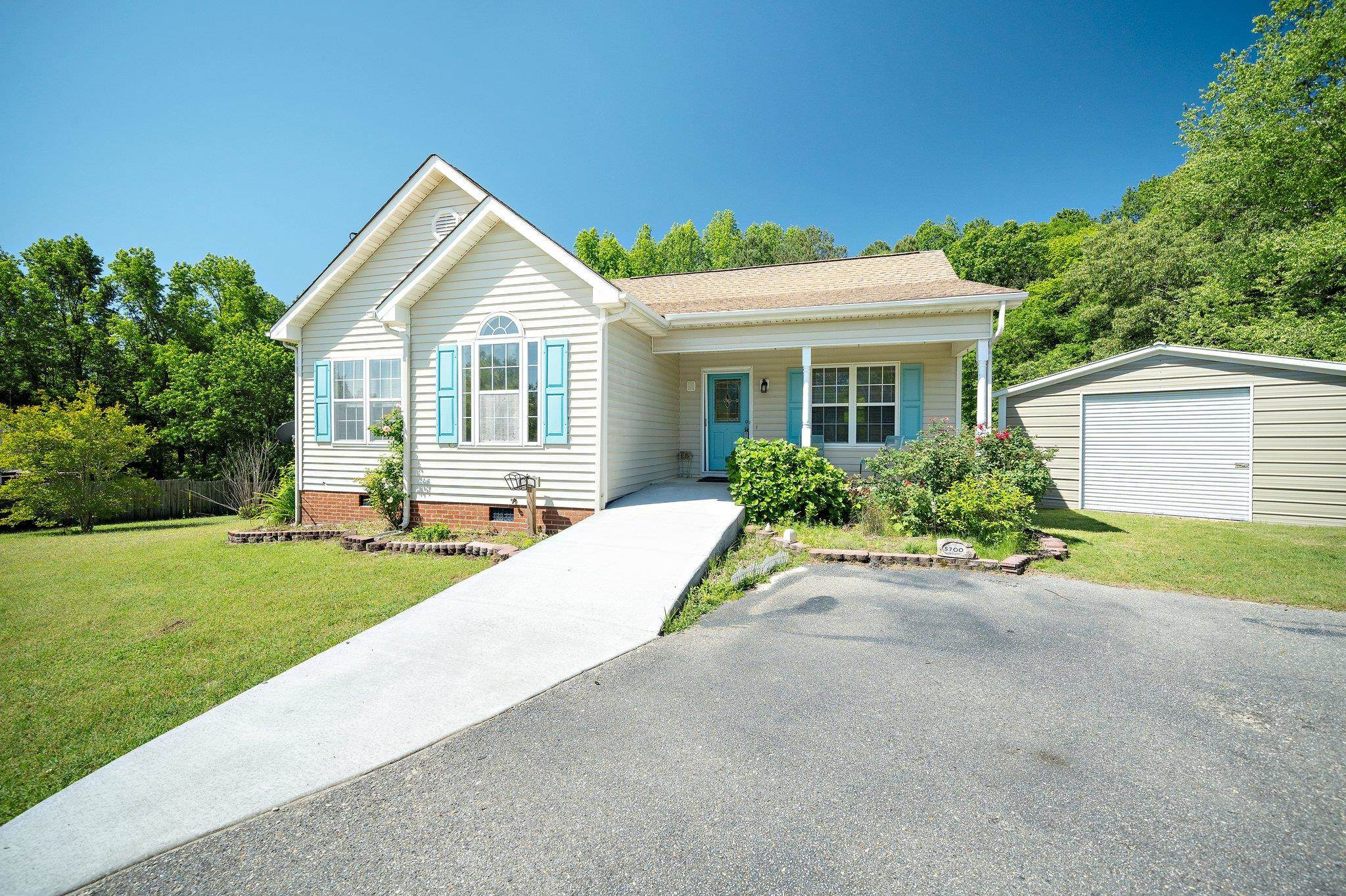 5700 Stone Crystal Drive Fuquay Varina NC 27526