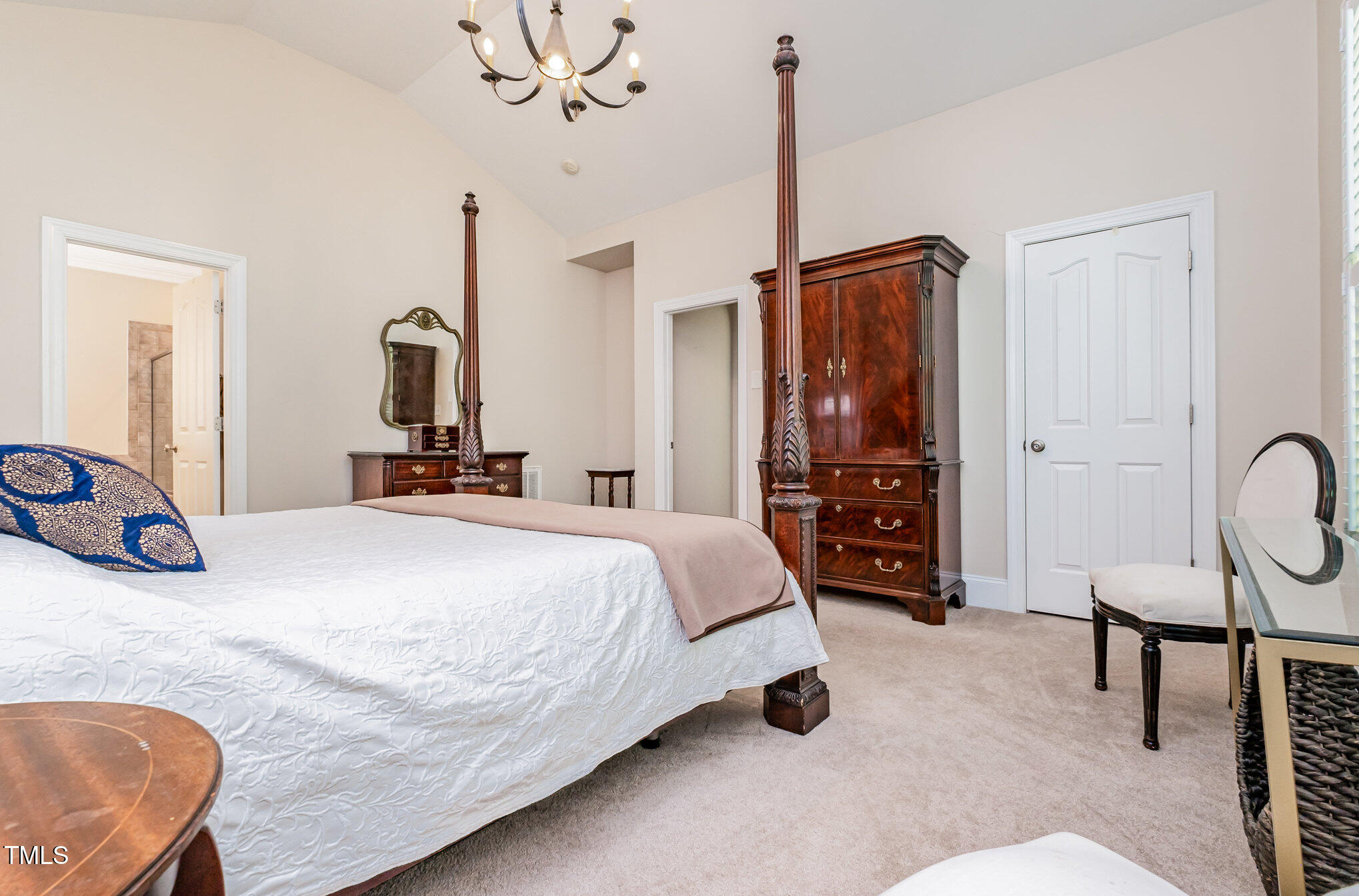 205 Oxfordshire Lane Chapel Hill NC 27517