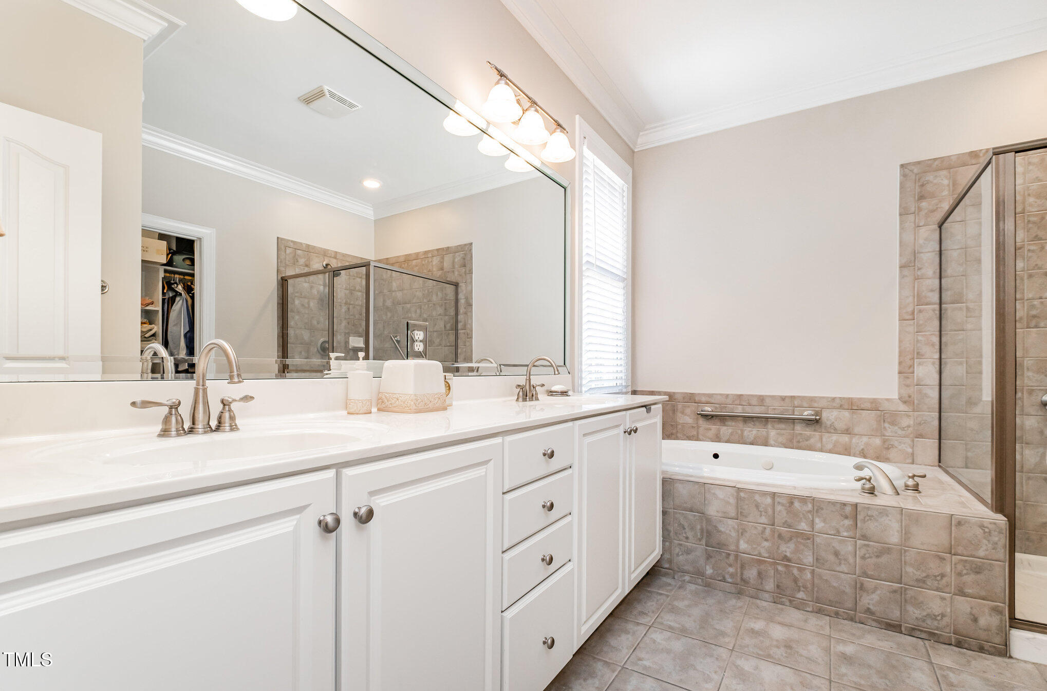 205 Oxfordshire Lane Chapel Hill NC 27517