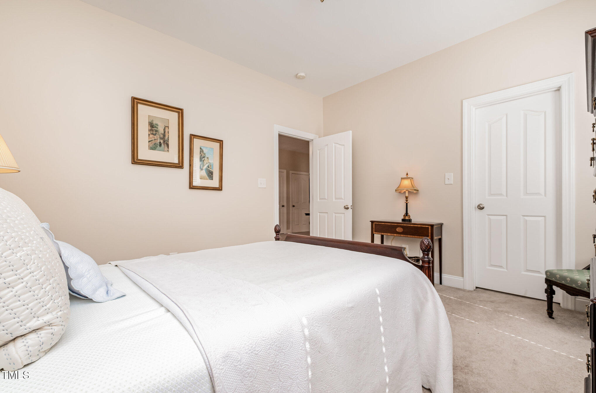 205 Oxfordshire Lane Chapel Hill NC 27517