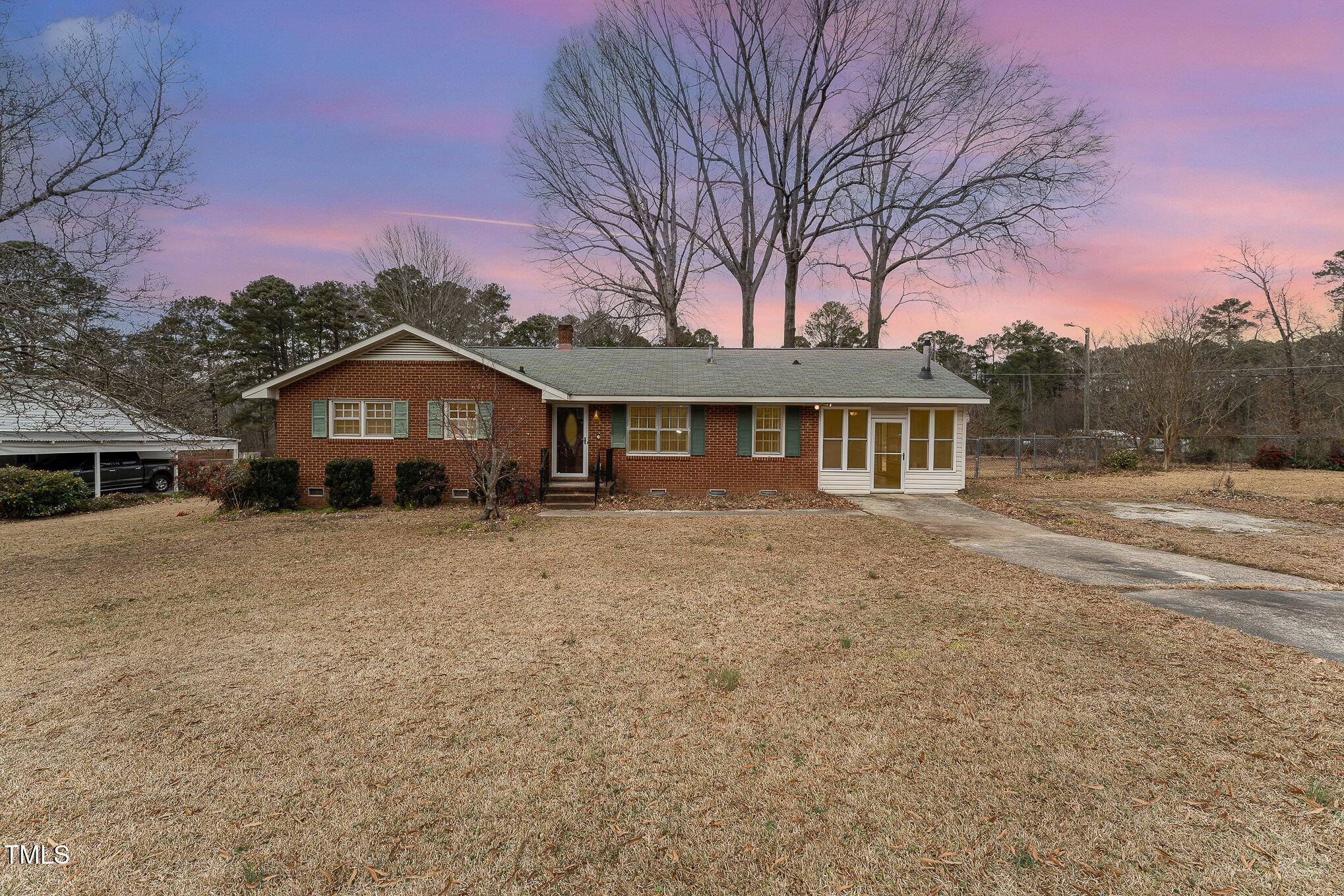 516 Maple Lane Raleigh NC 27603