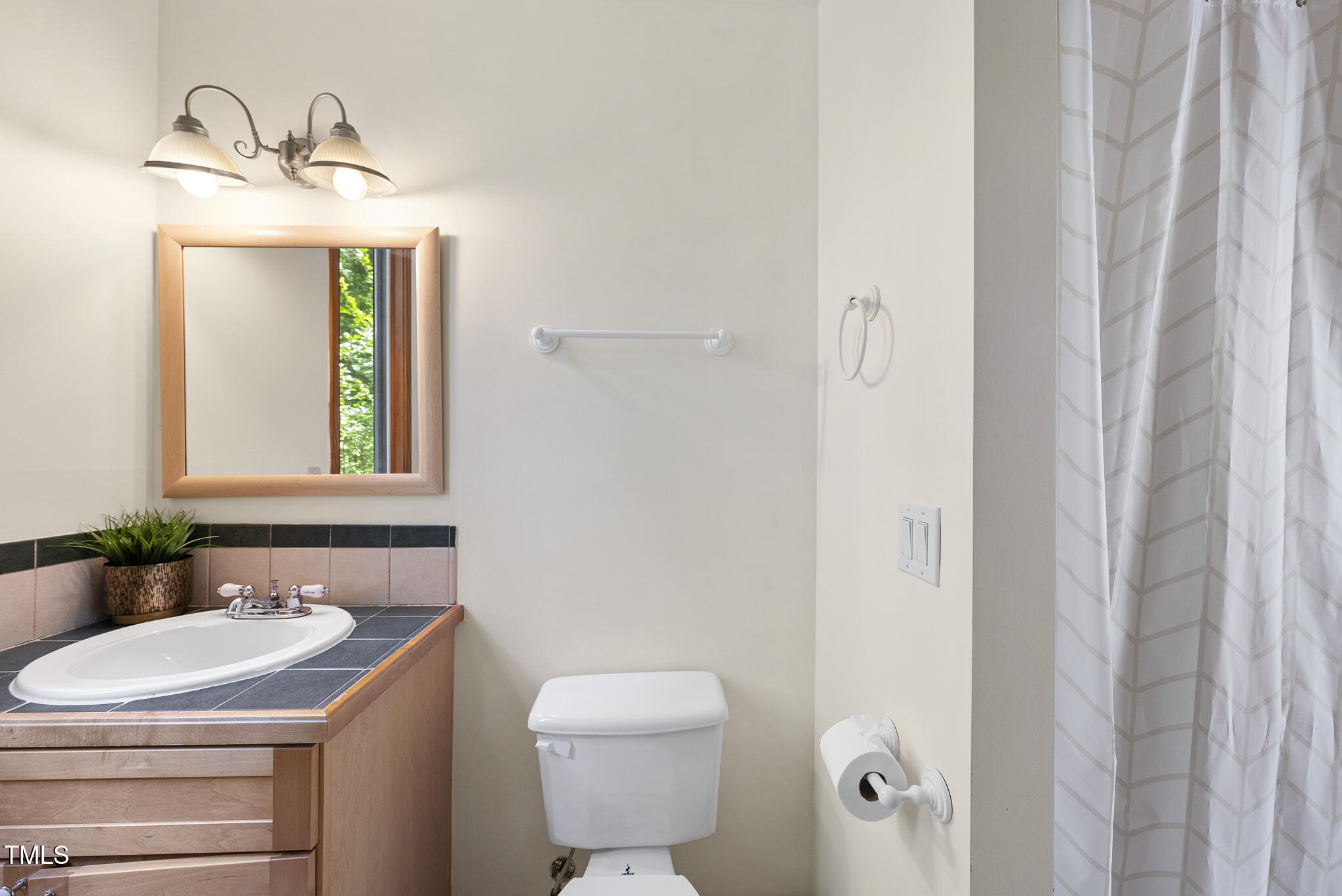 2306 Damascus Church Road Chapel Hill NC 27516