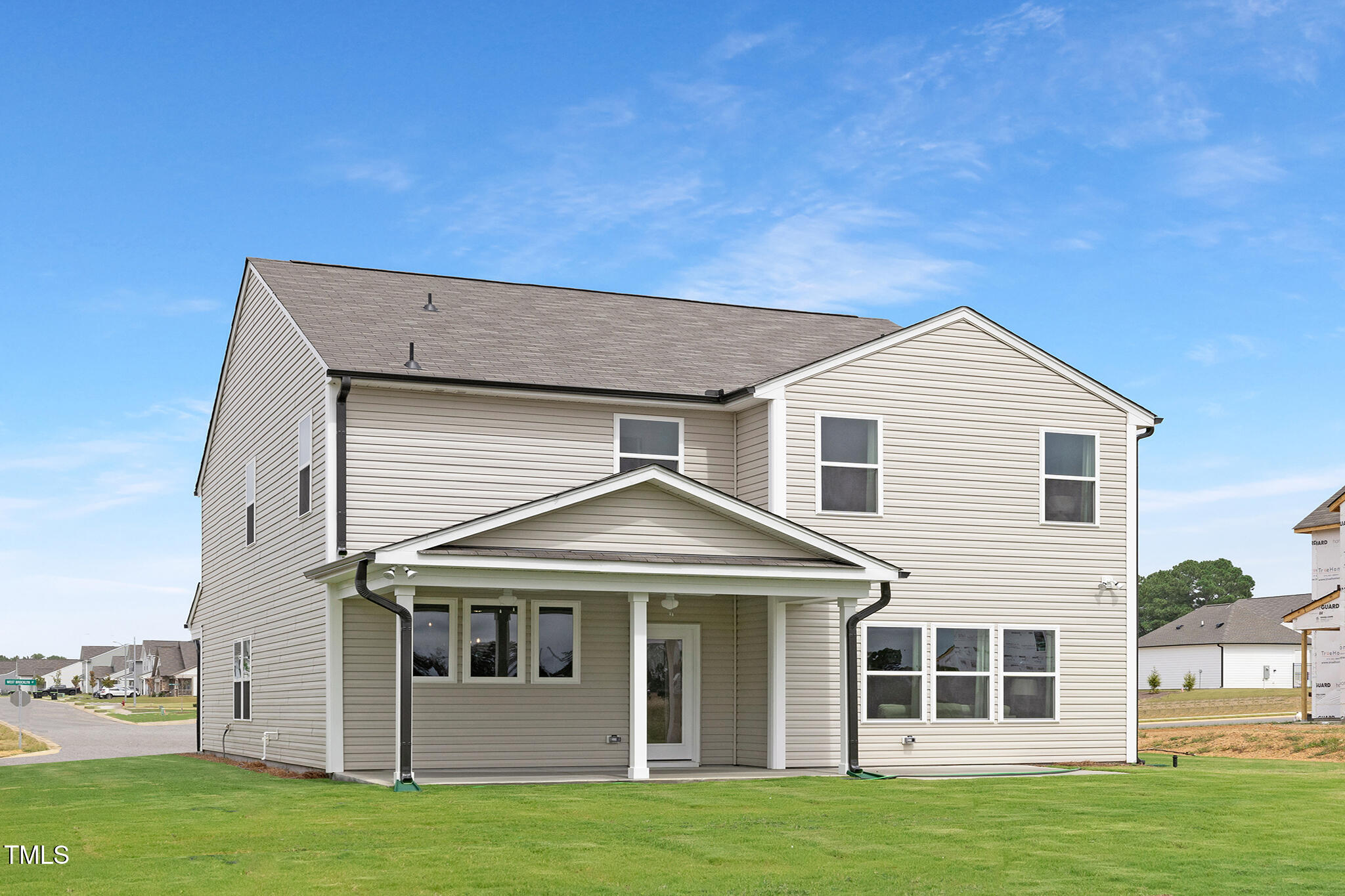 517 W Brocklyn Street Benson NC 27504