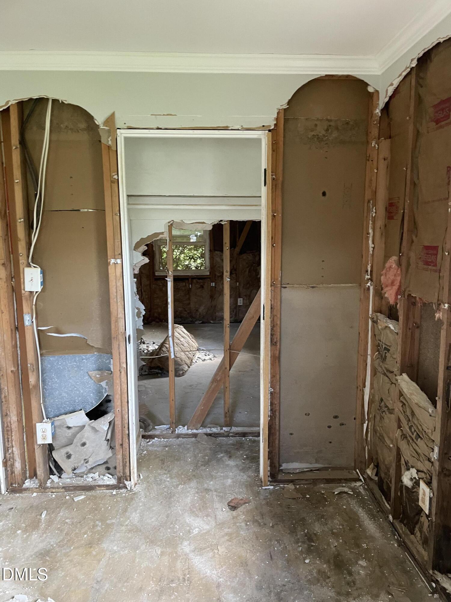 1130, 1124 Riverside Drive Charlotte NC 28214