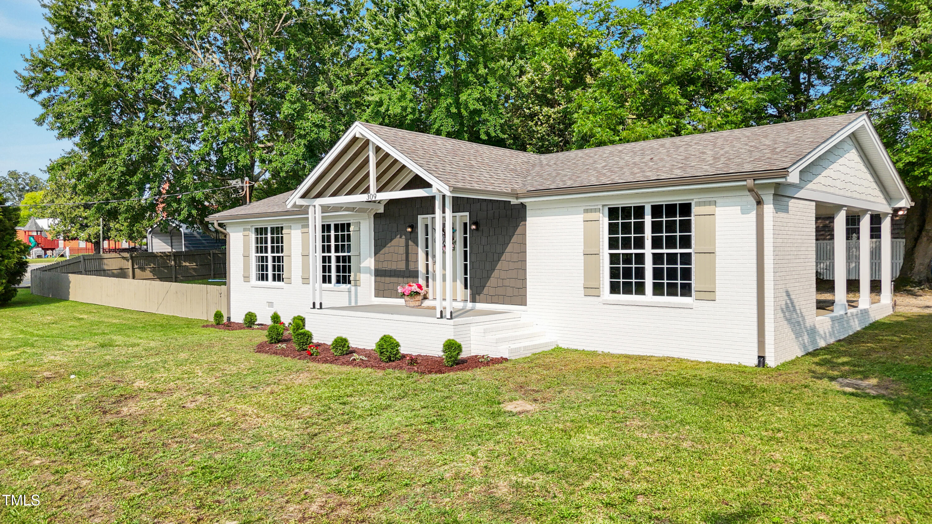 309 S Mckay Avenue Dunn NC 28334