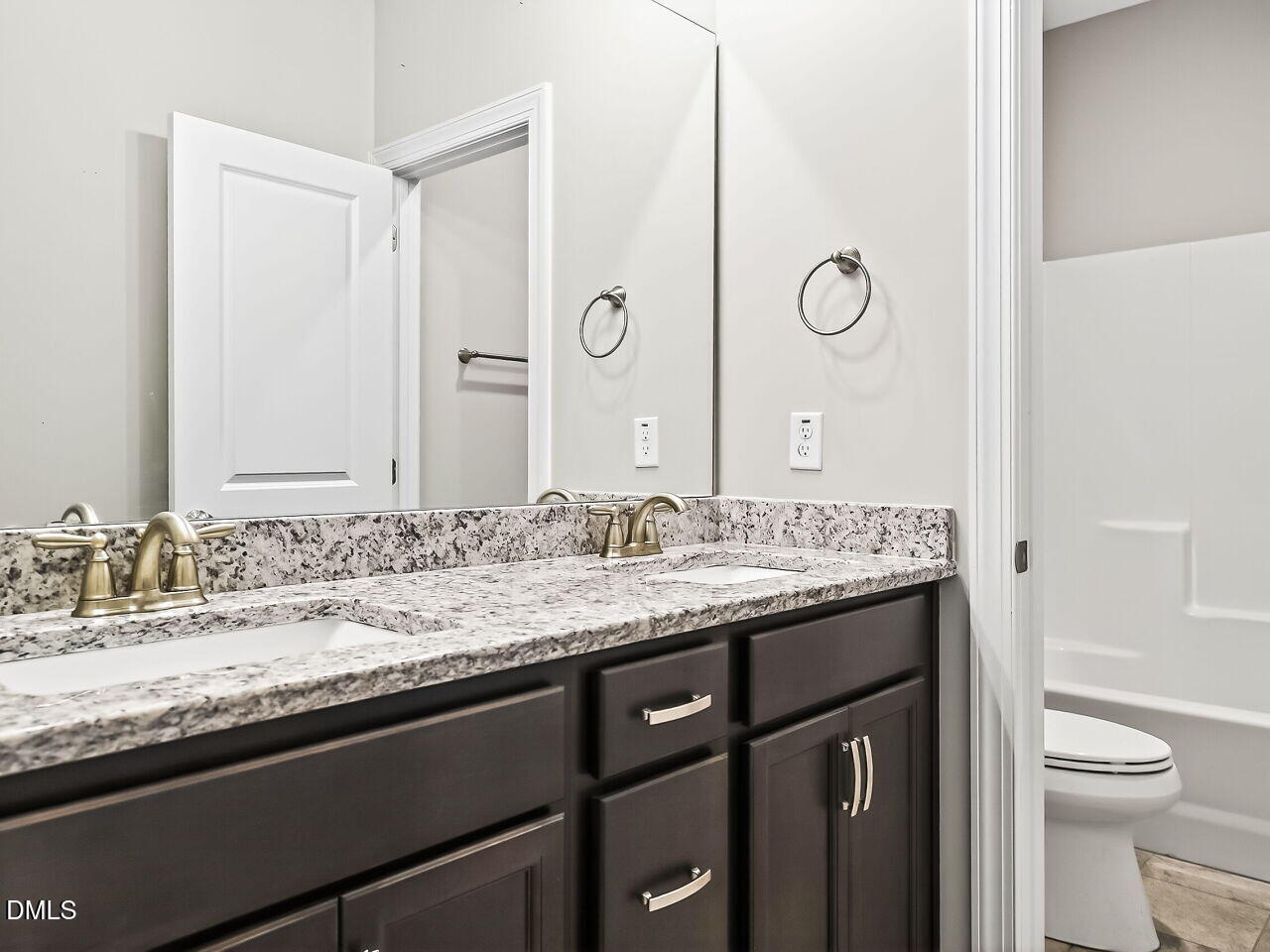 67 Cedarbrook Drive Benson NC 27504