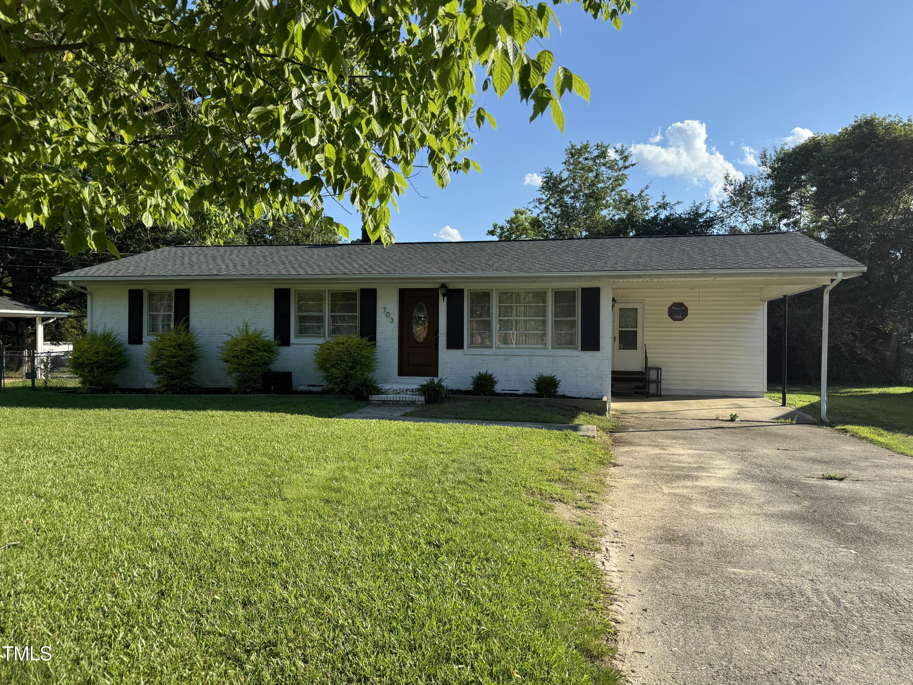 703 Pond Street Clayton NC 27520