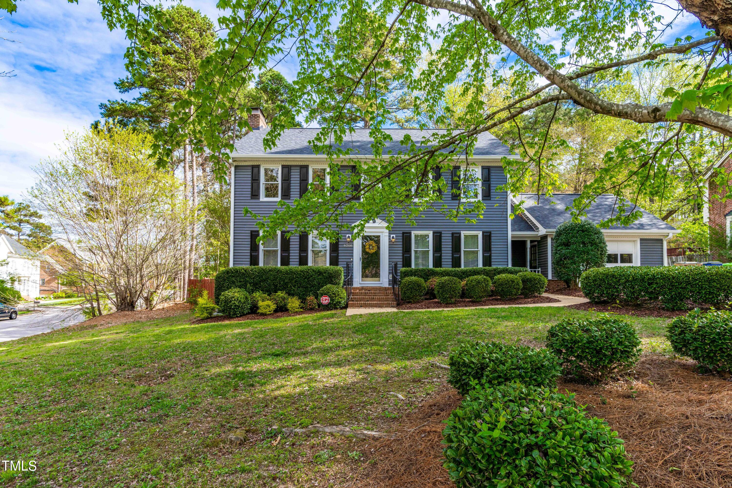 6208 Gainsborough Drive Raleigh NC 27612