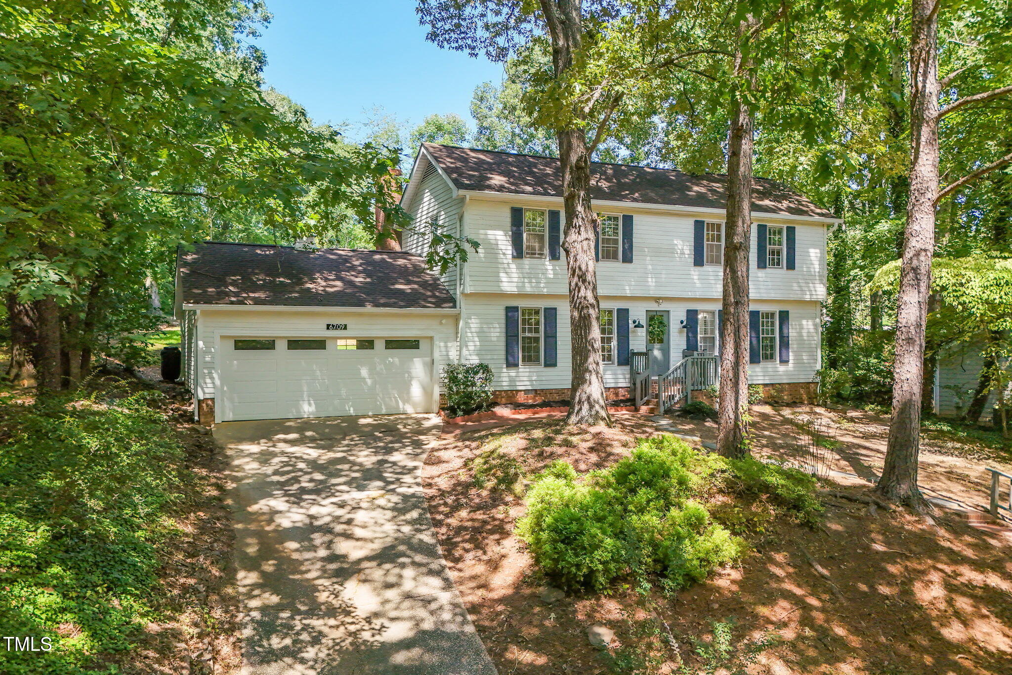 6709 Winding Trail Raleigh NC 27612