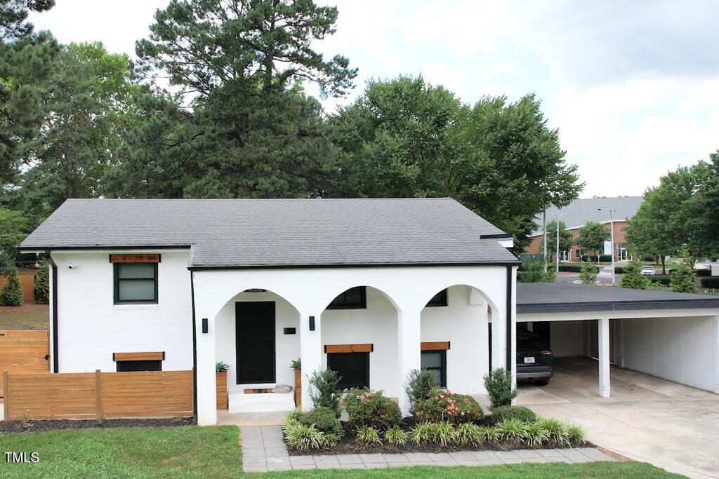 1523 Ivy Lane Raleigh NC 27609