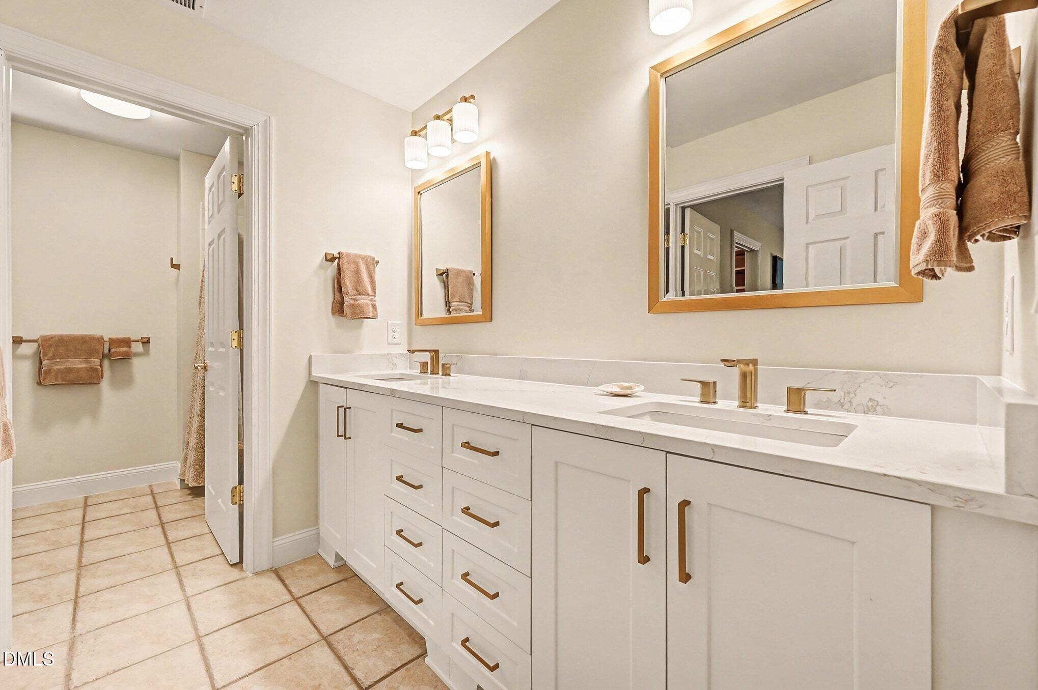 71005 Russell Chapel Hill NC 27517