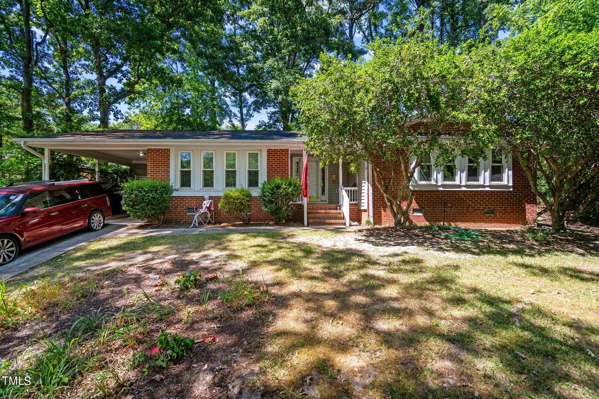 407 Palmer Place Cary NC 27511