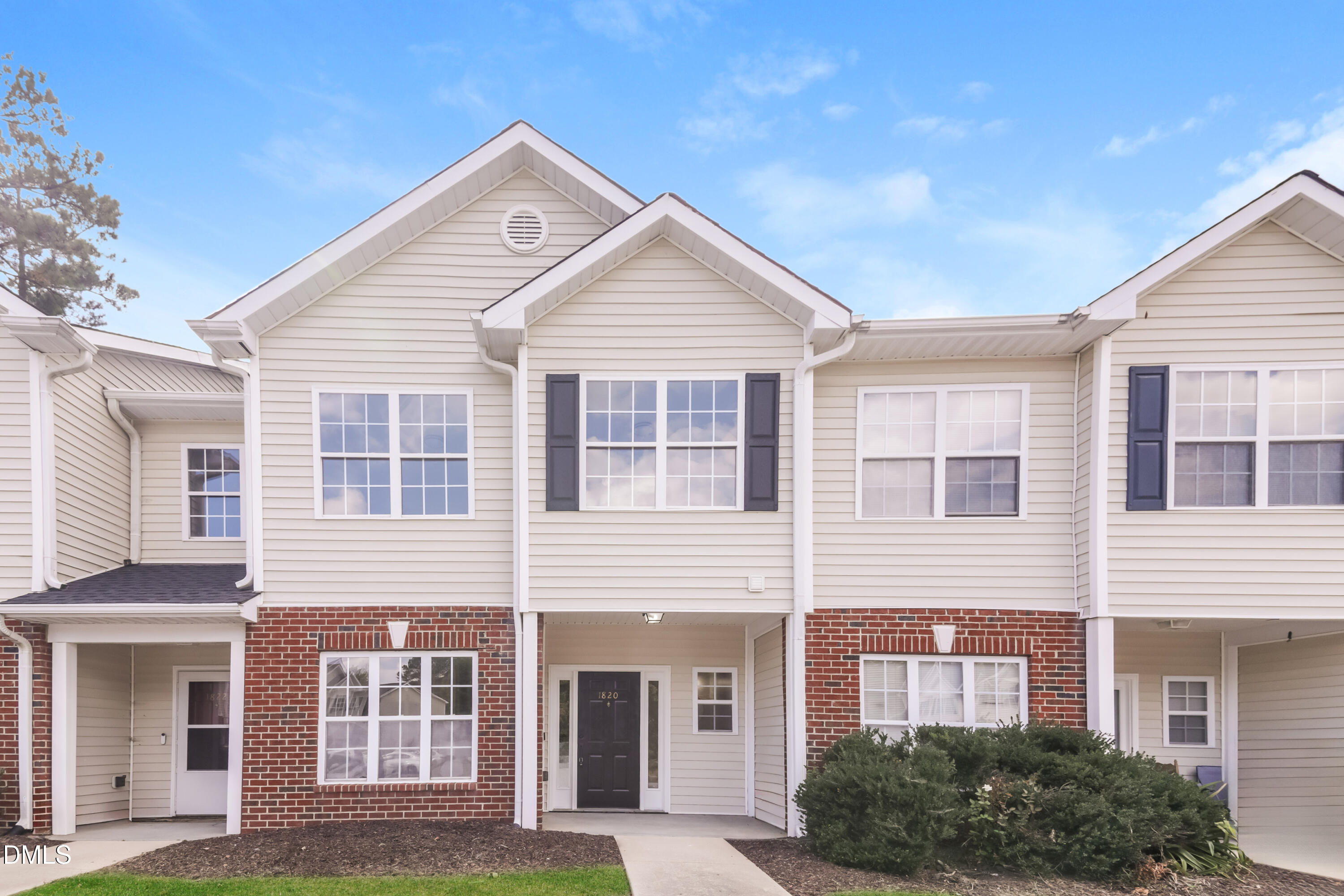 1820 Eagle Beach Court Raleigh NC 27610