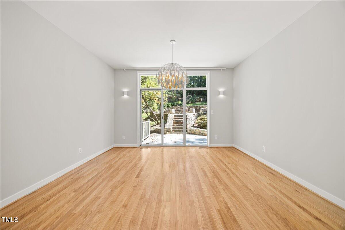 1813 Rolling Road Chapel Hill NC 27514