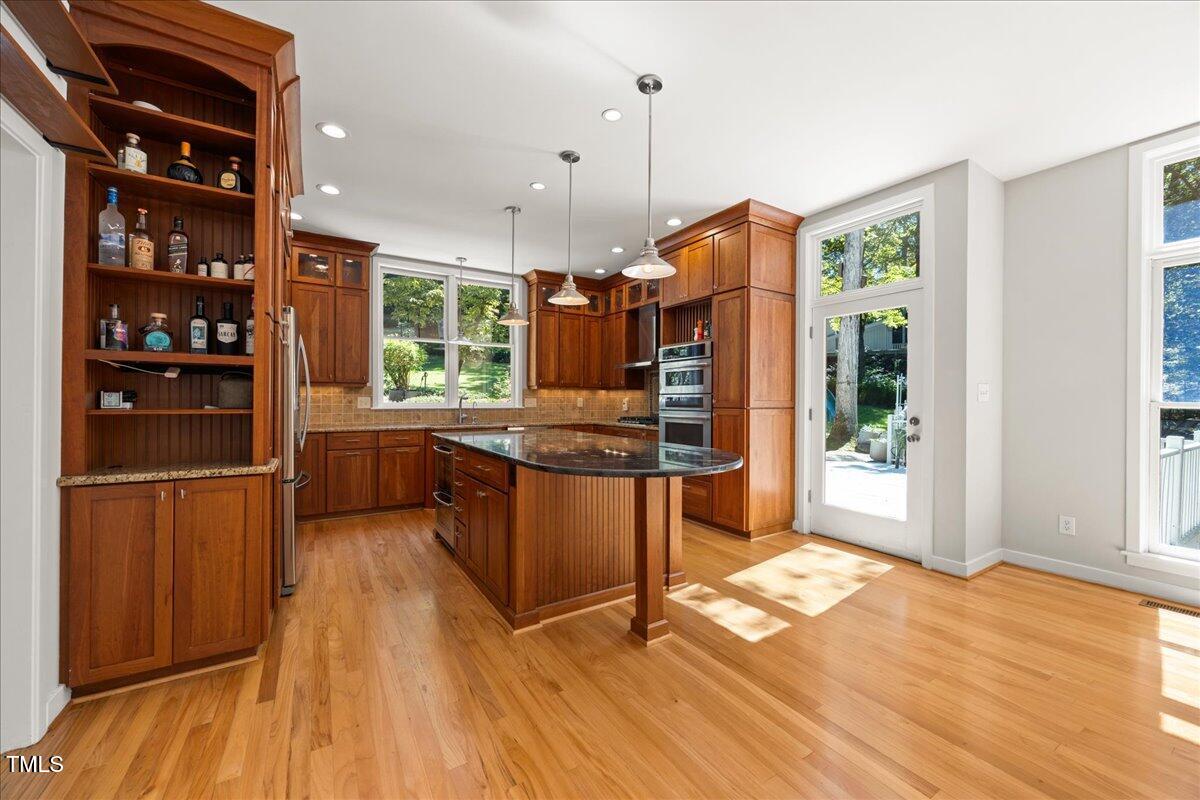 1813 Rolling Road Chapel Hill NC 27514