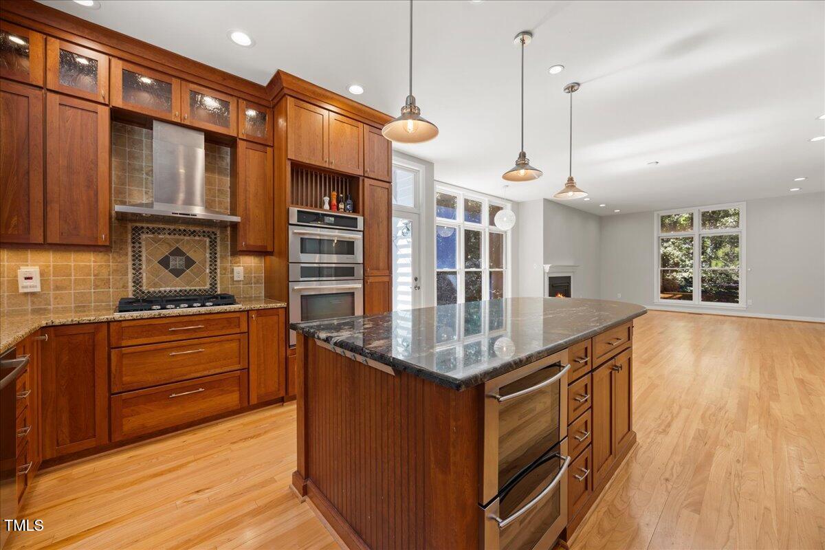 1813 Rolling Road Chapel Hill NC 27514